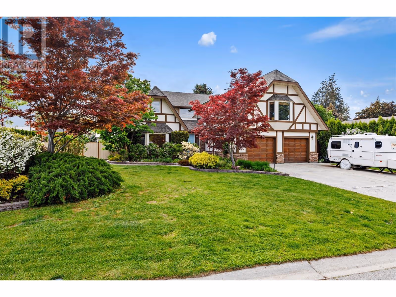 4350 Kensington Drive