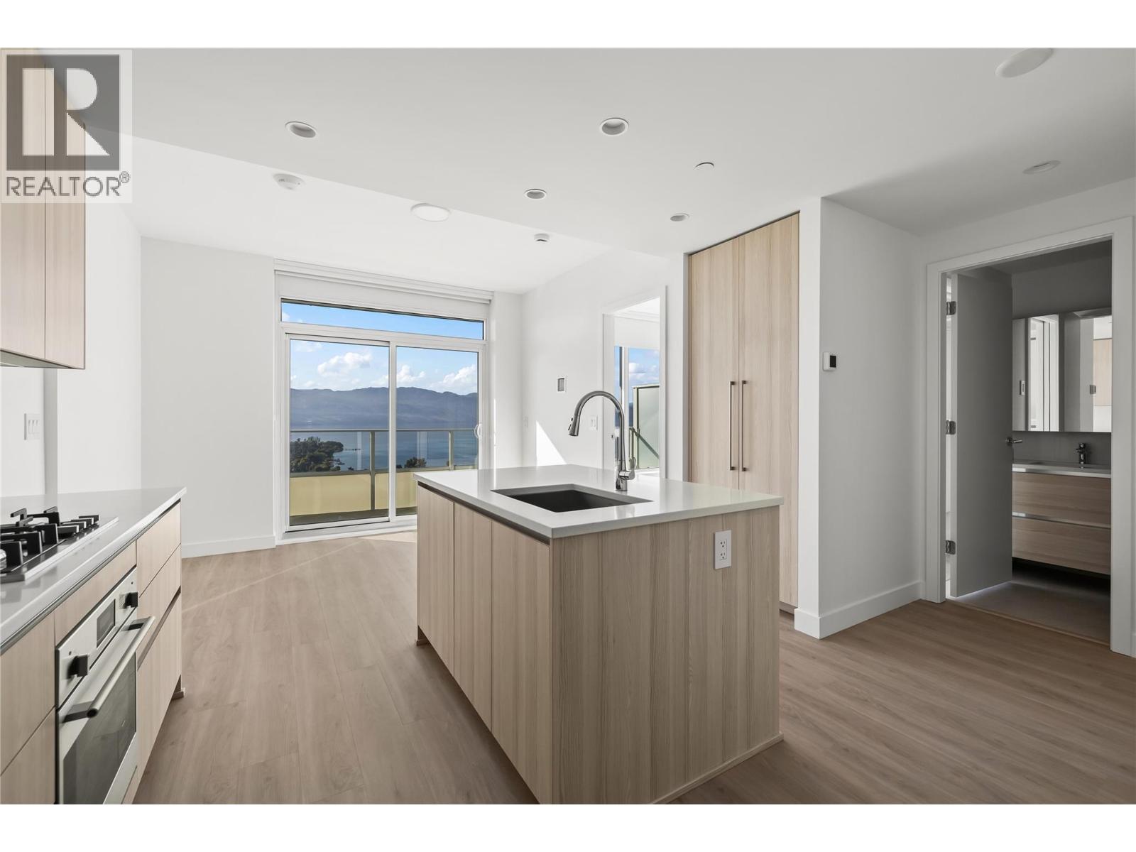 1626 Water Street Unit# 2705