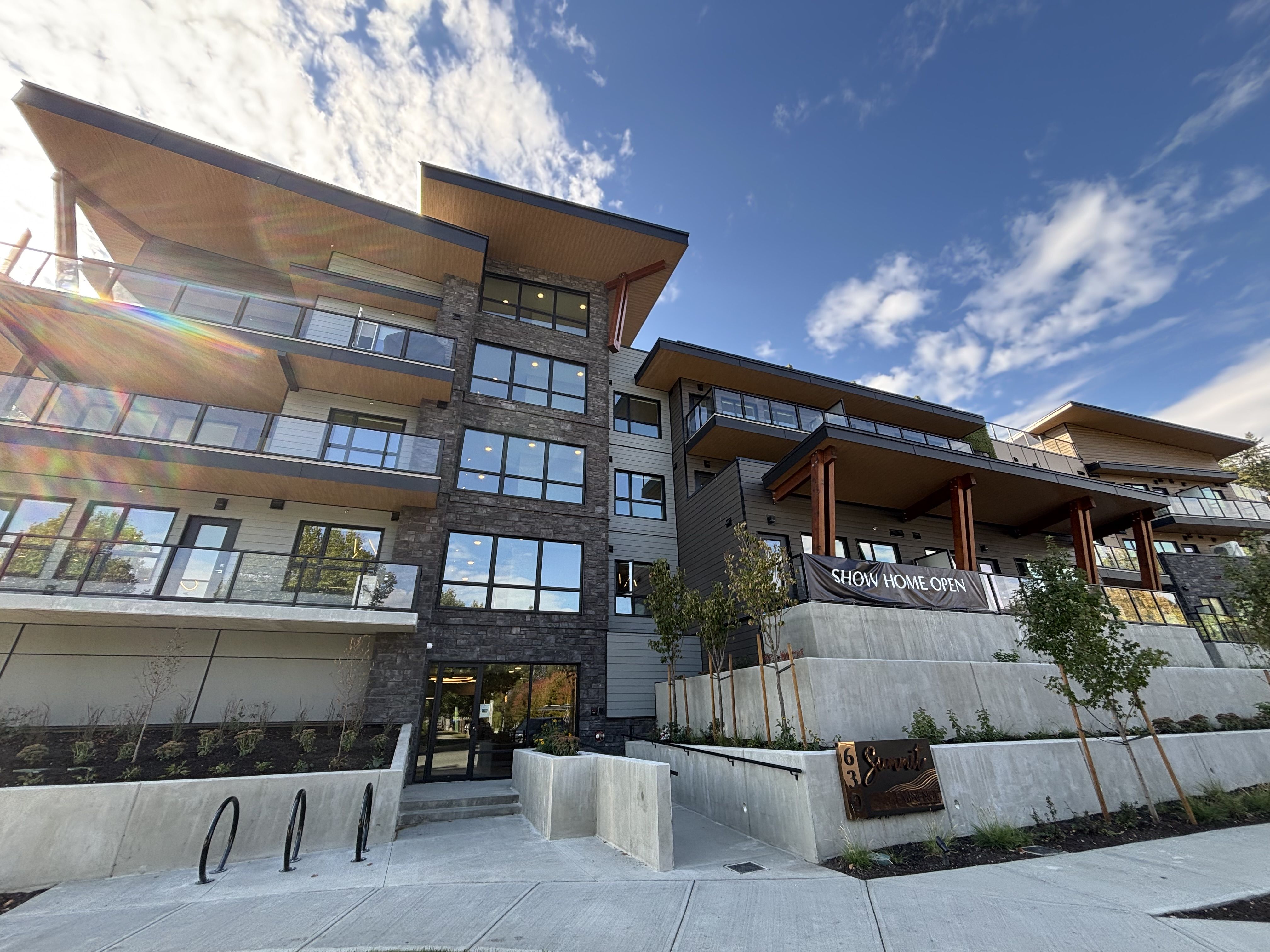 Brand new 1 bed & den, 1 bath condo at Eminence