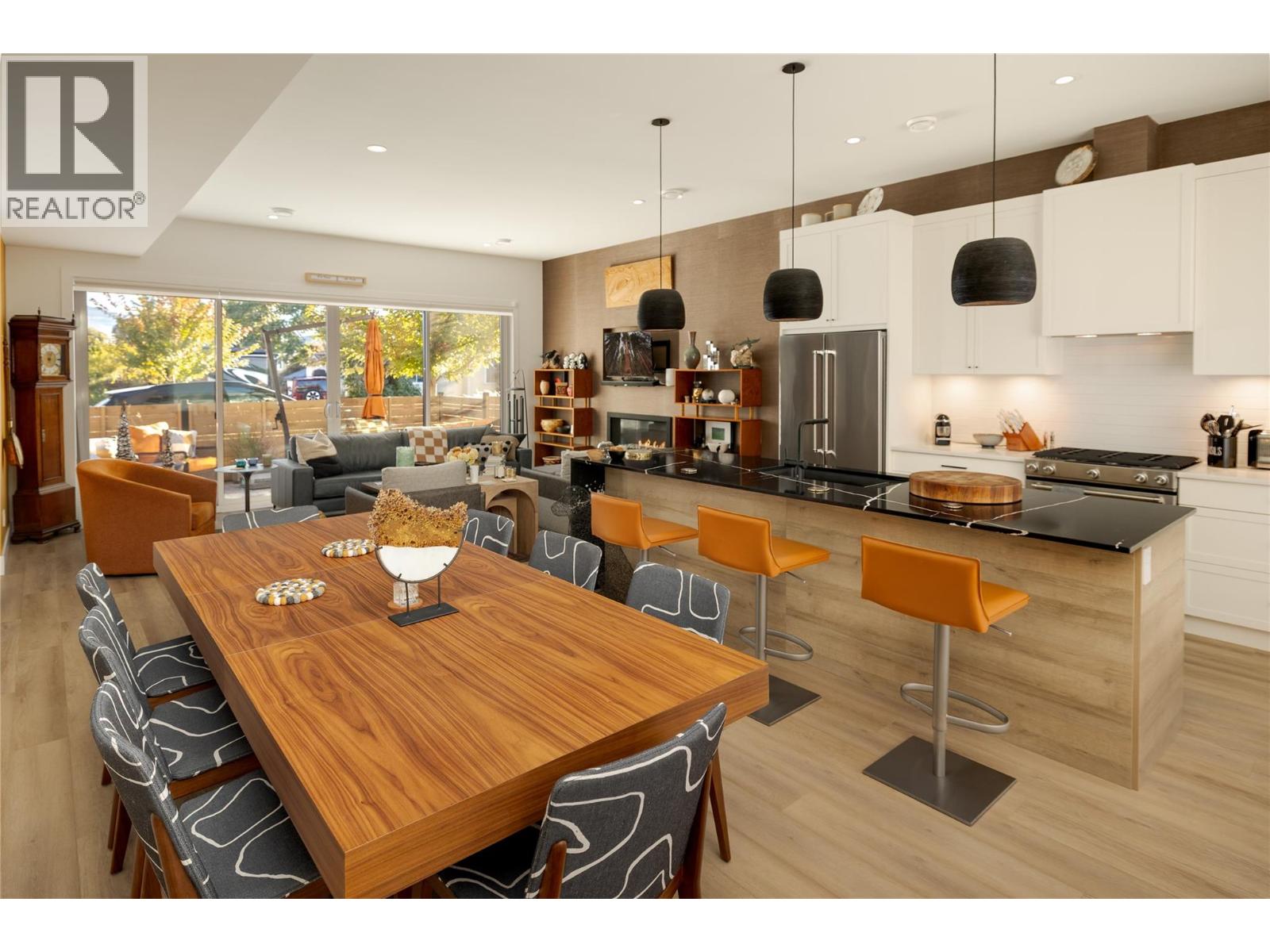 884 Patterson Avenue