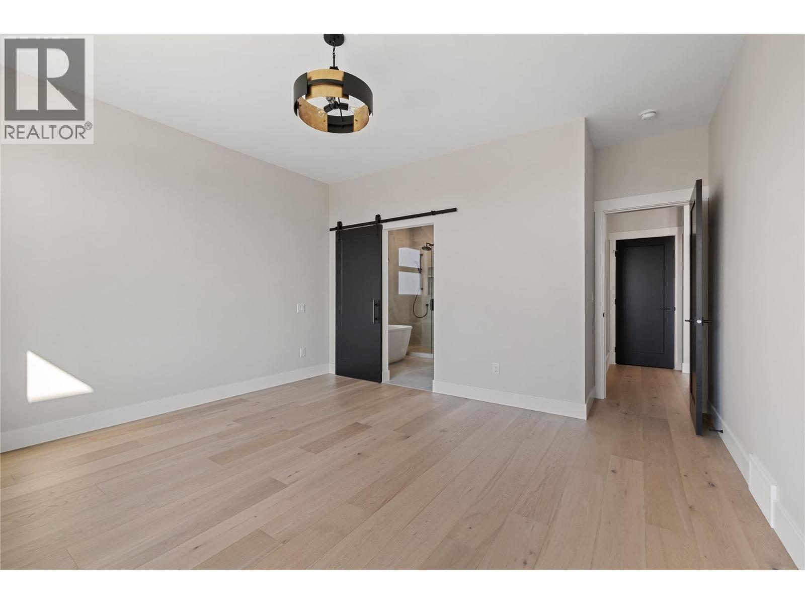 2531 Pinnacle Ridge Drive