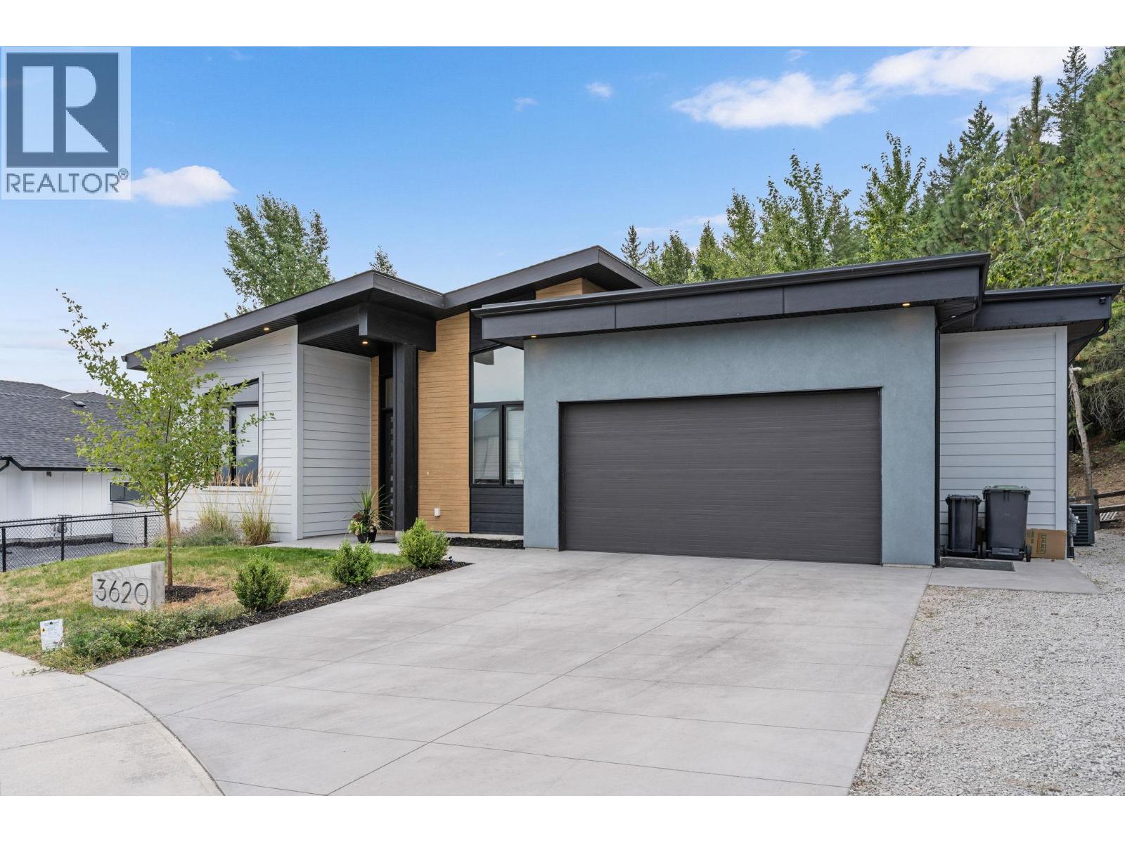3620 SILVER Way