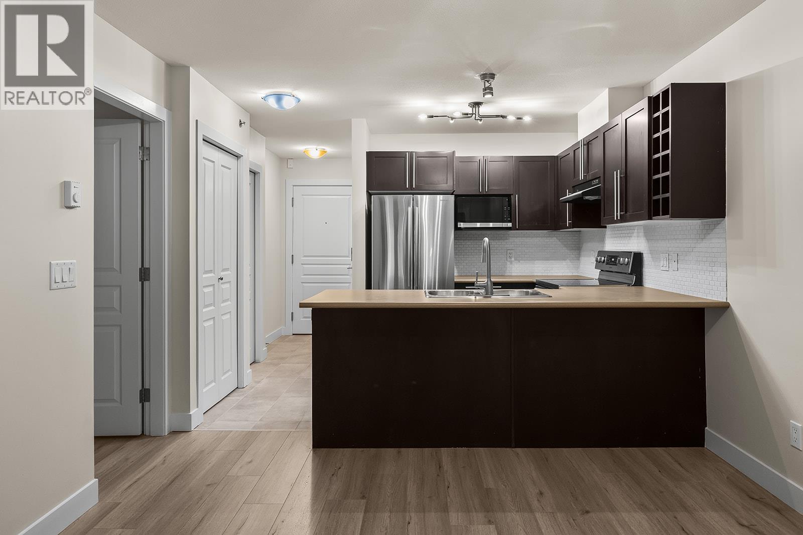 1099 Sunset Drive Unit# 431