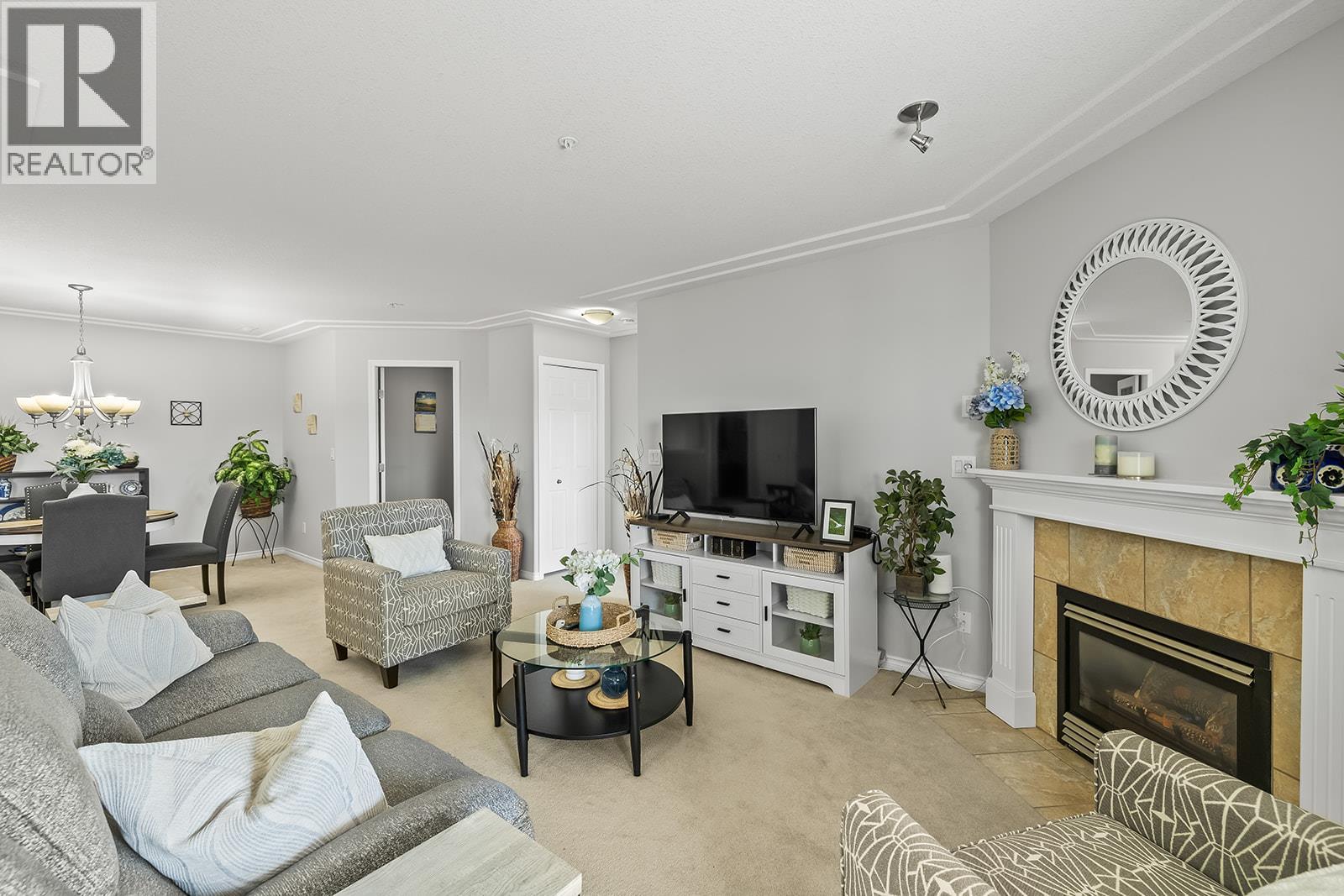 1967 Underhill Street Unit# 704