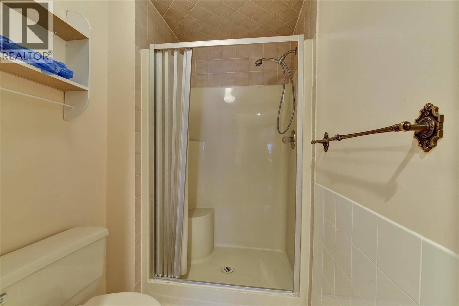 1075 Bernard Avenue Unit# 214