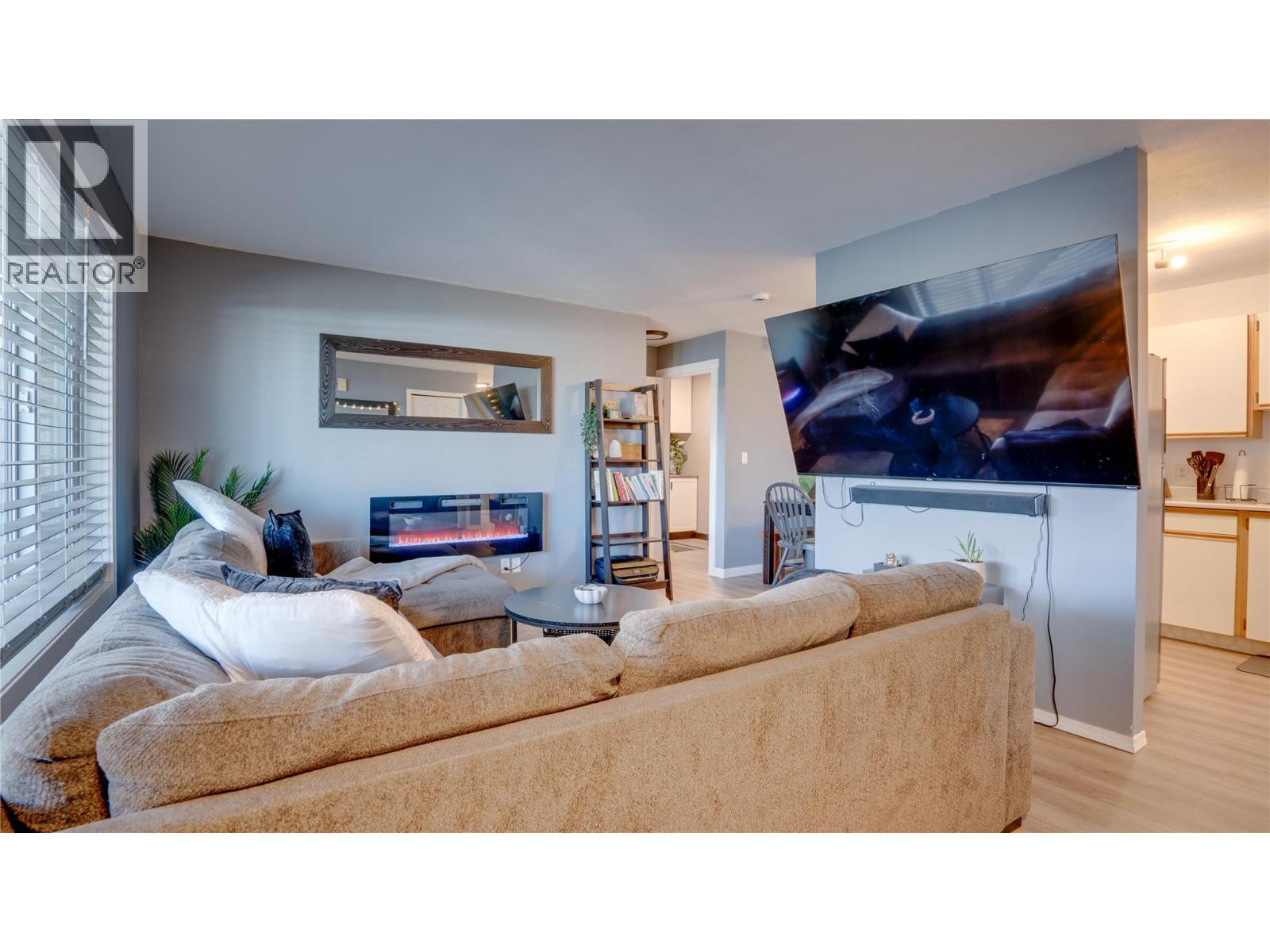 1041 Middleton Way Unit# 105