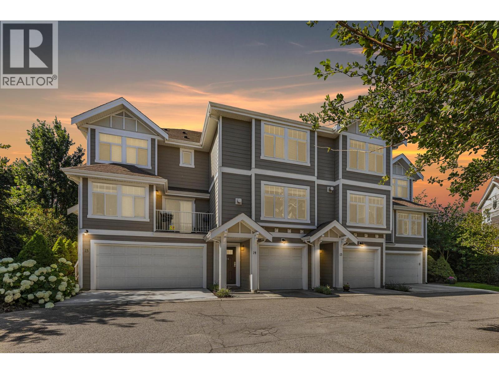 1853 Parkview Crescent Unit# 14