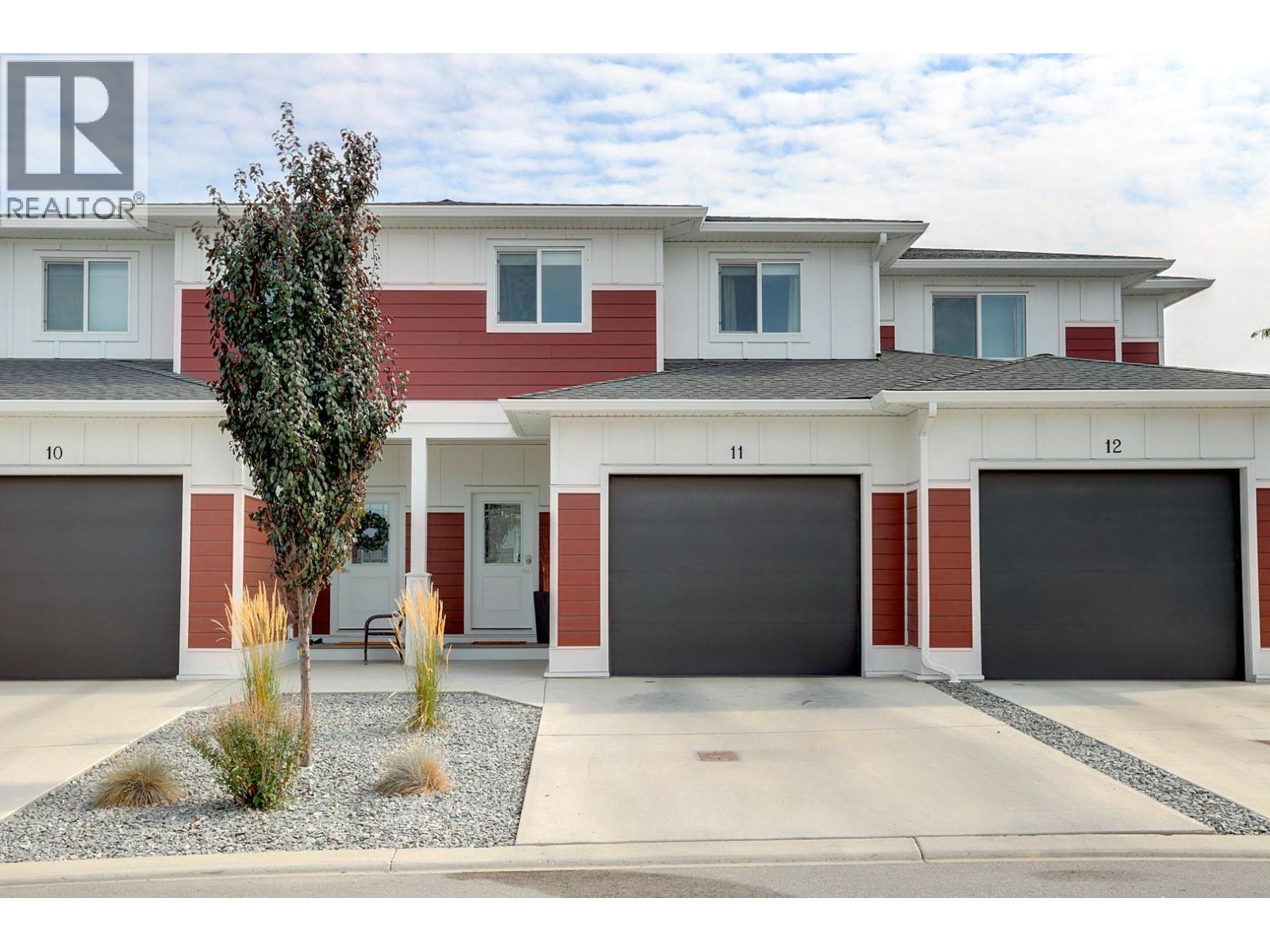 1999 15 Avenue Unit# 11