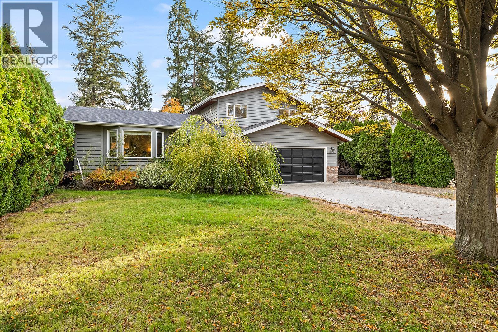 875 Coronado Crescent