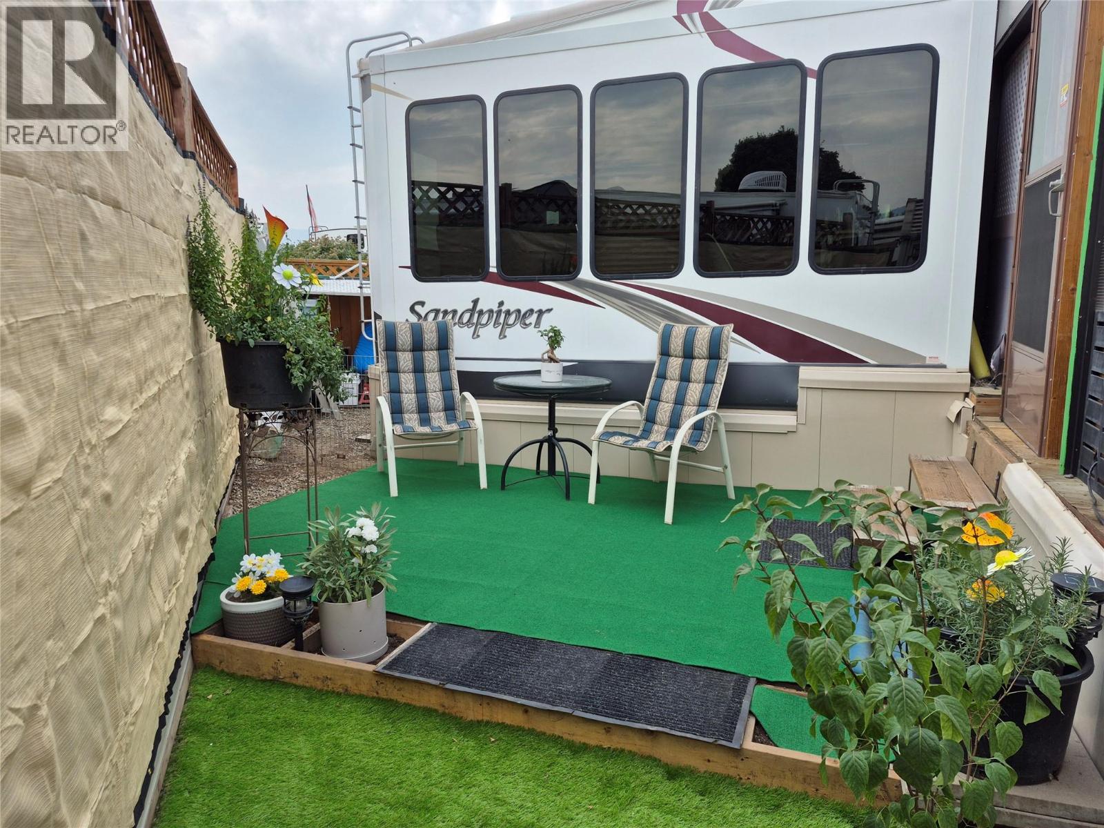 415 Commonwealth Road Unit# 12