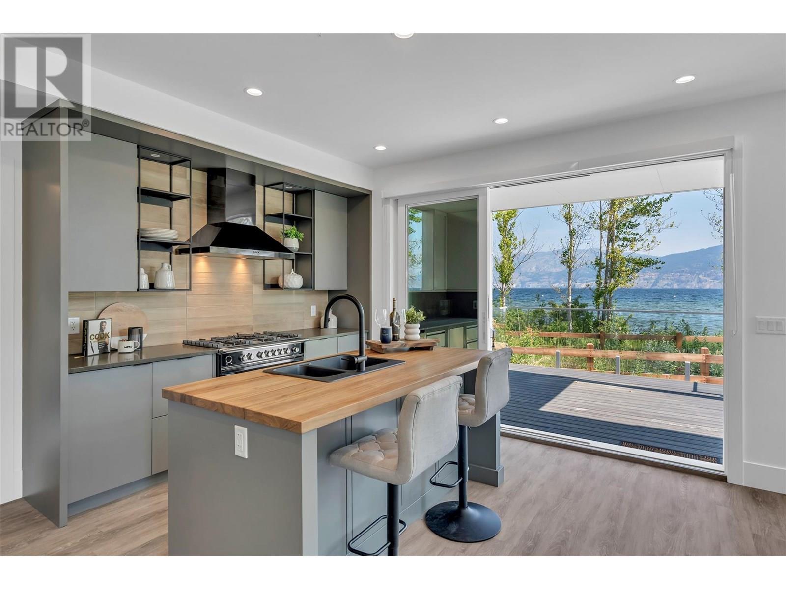 3180 Landry Crescent