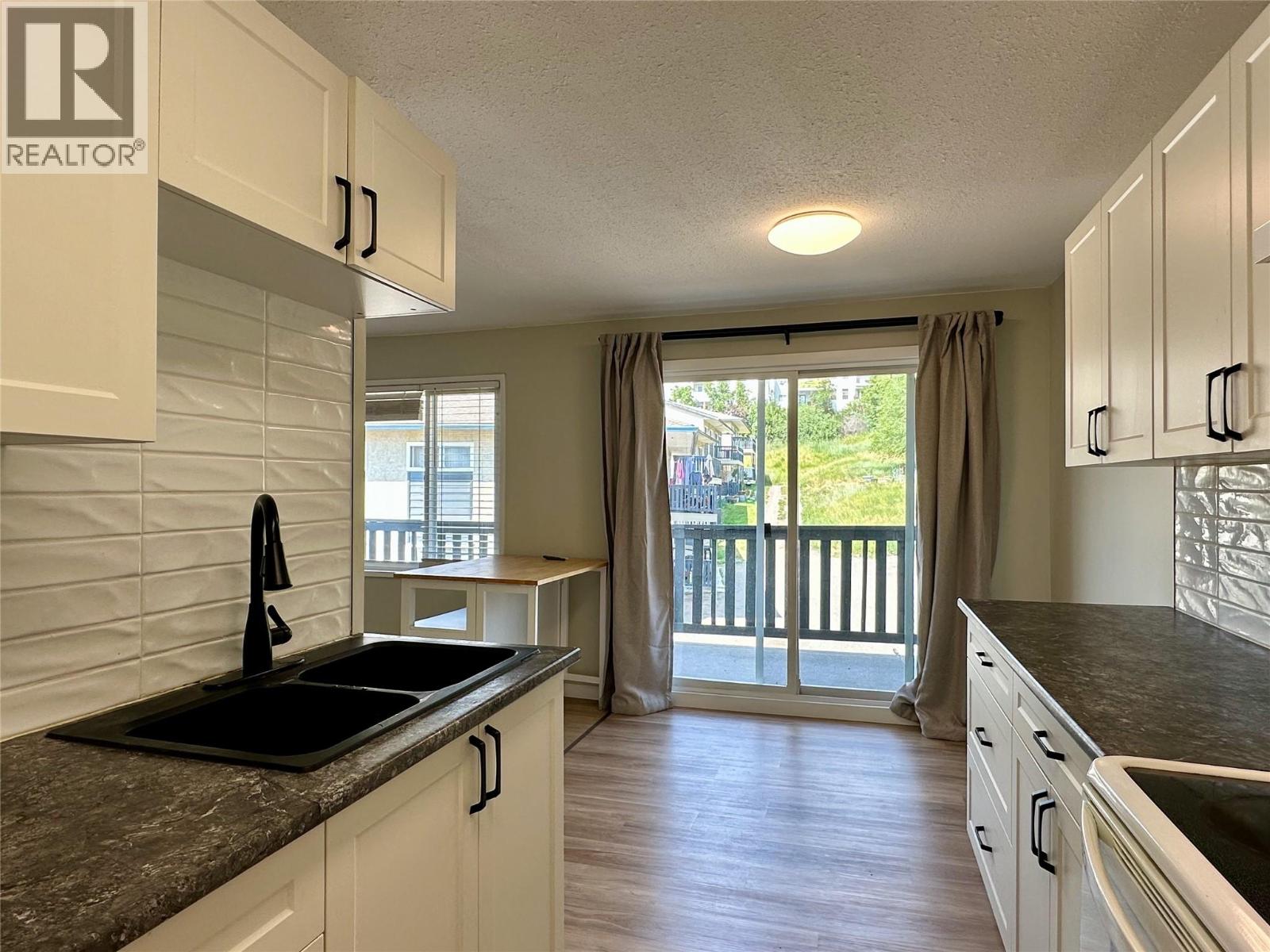 3505 38 Street Unit# 215