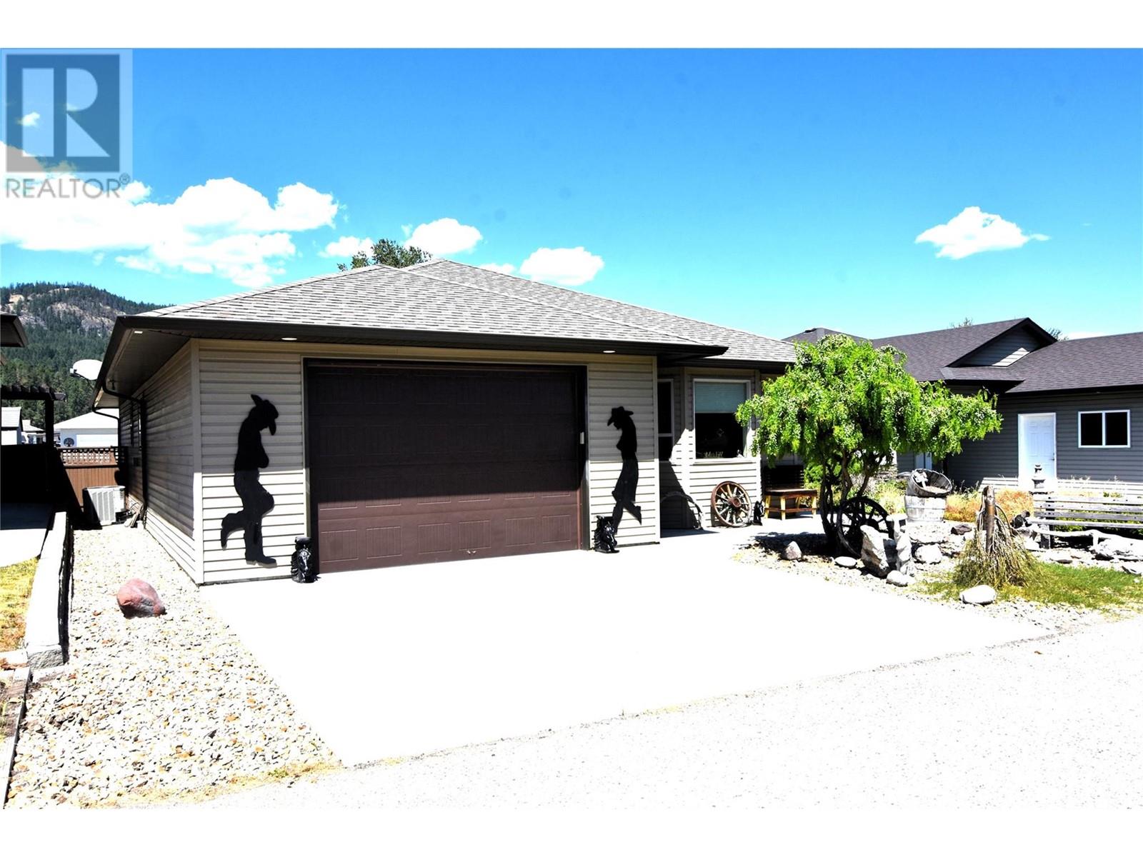 494 Kingfisher Avenue