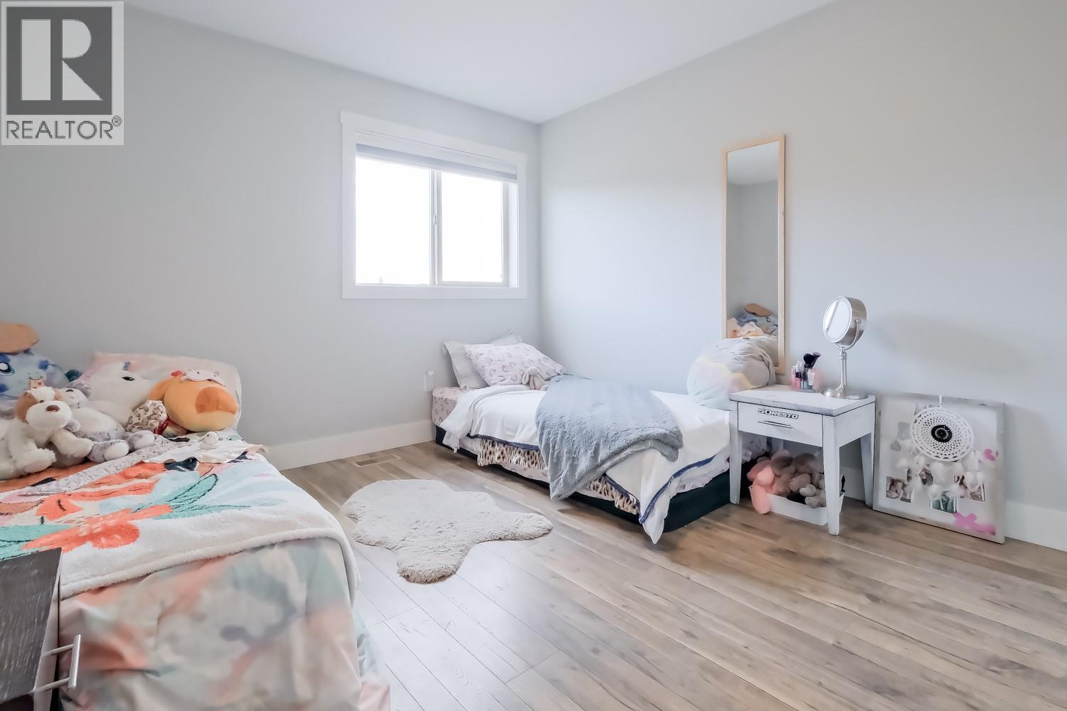 2582 Paramount Drive