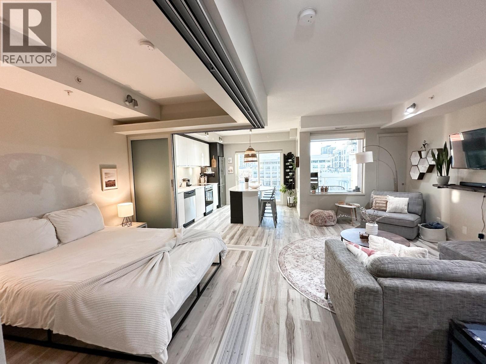 1350 St Paul Street Unit# 512