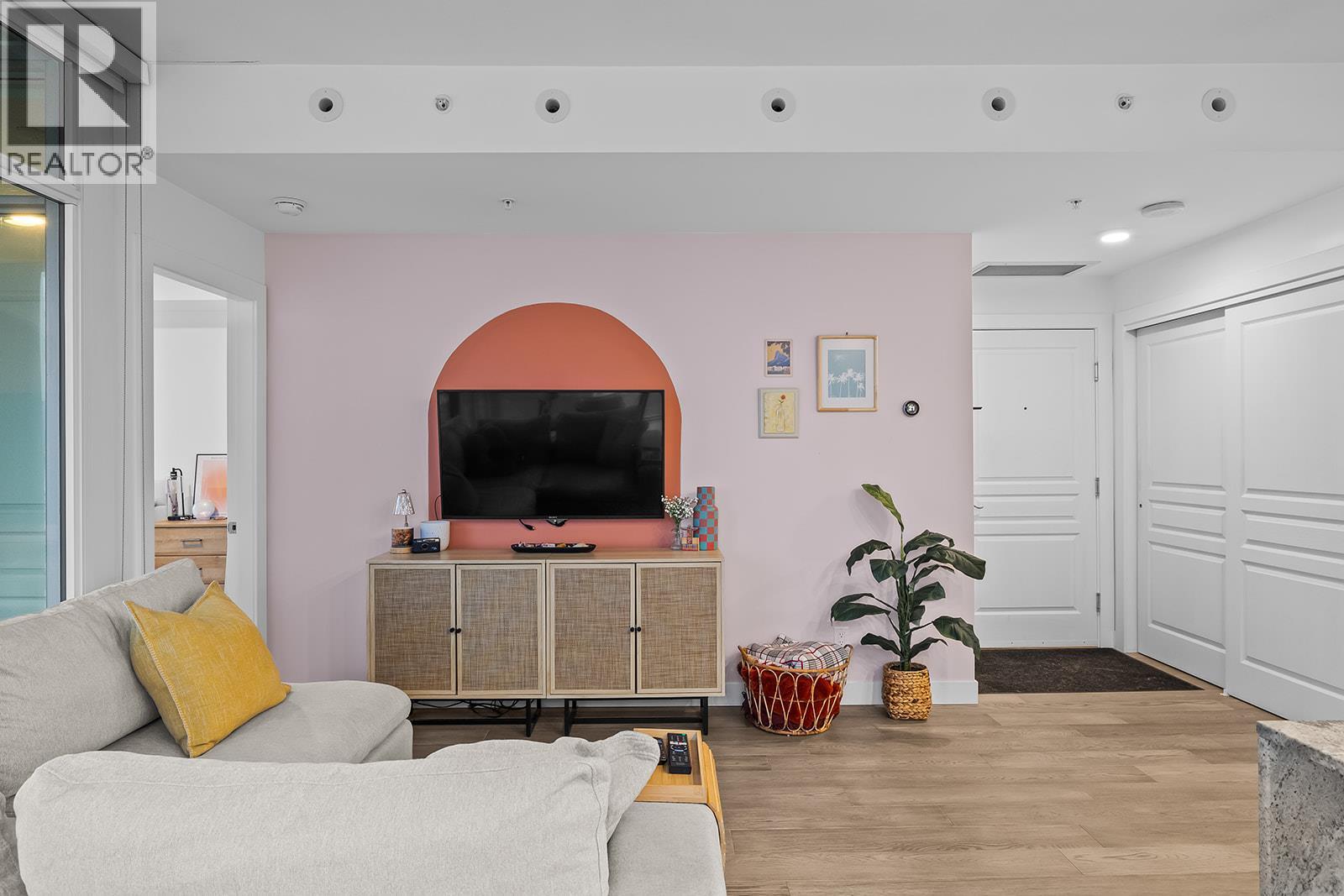 1151 Sunset Drive Unit# 905