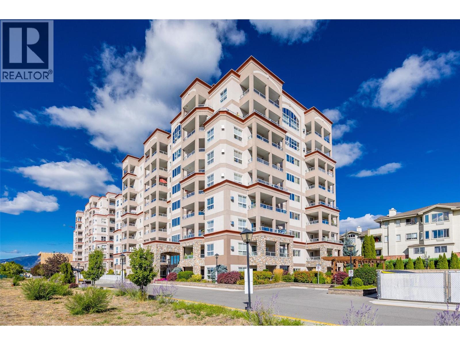 1966 Durnin Road Unit# 104