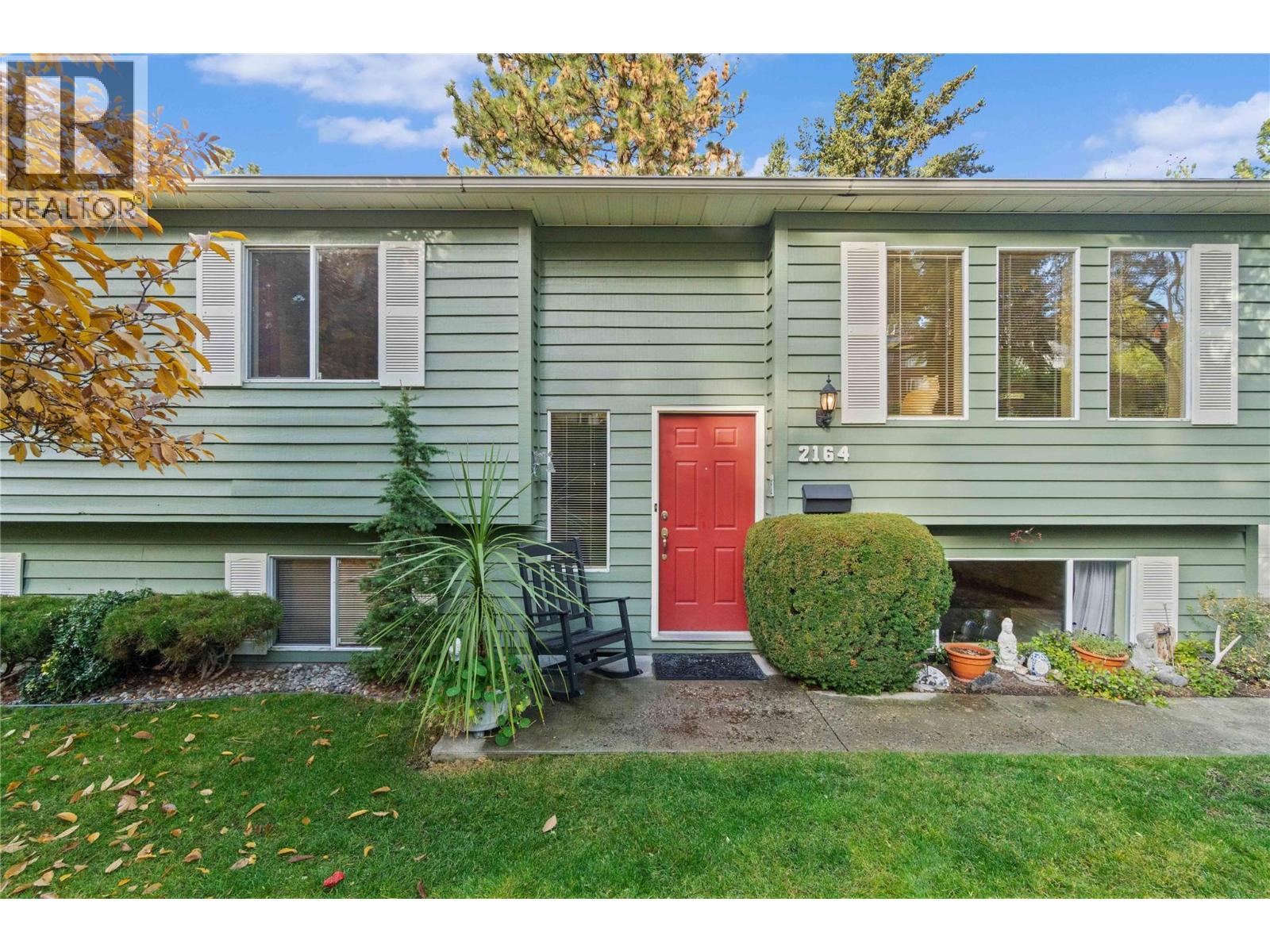 2164 Tomat Avenue