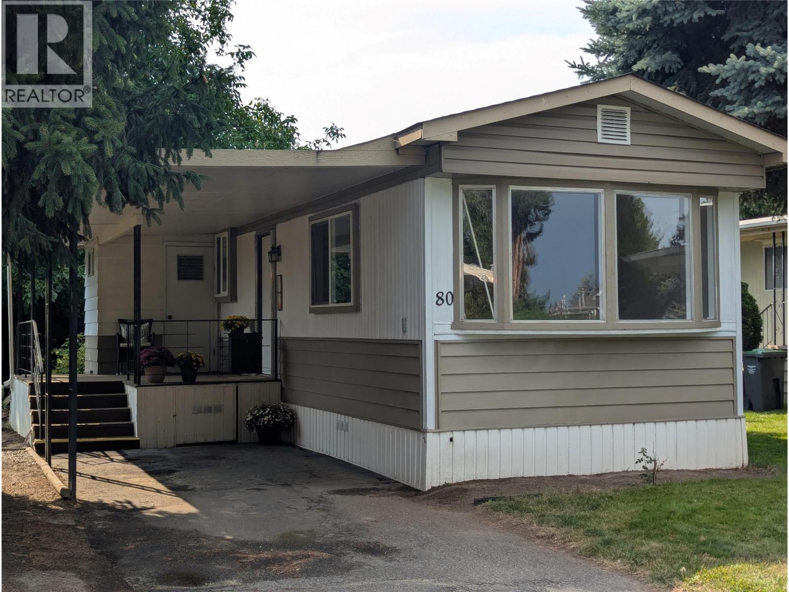 3535 Casorso Road Unit# 80