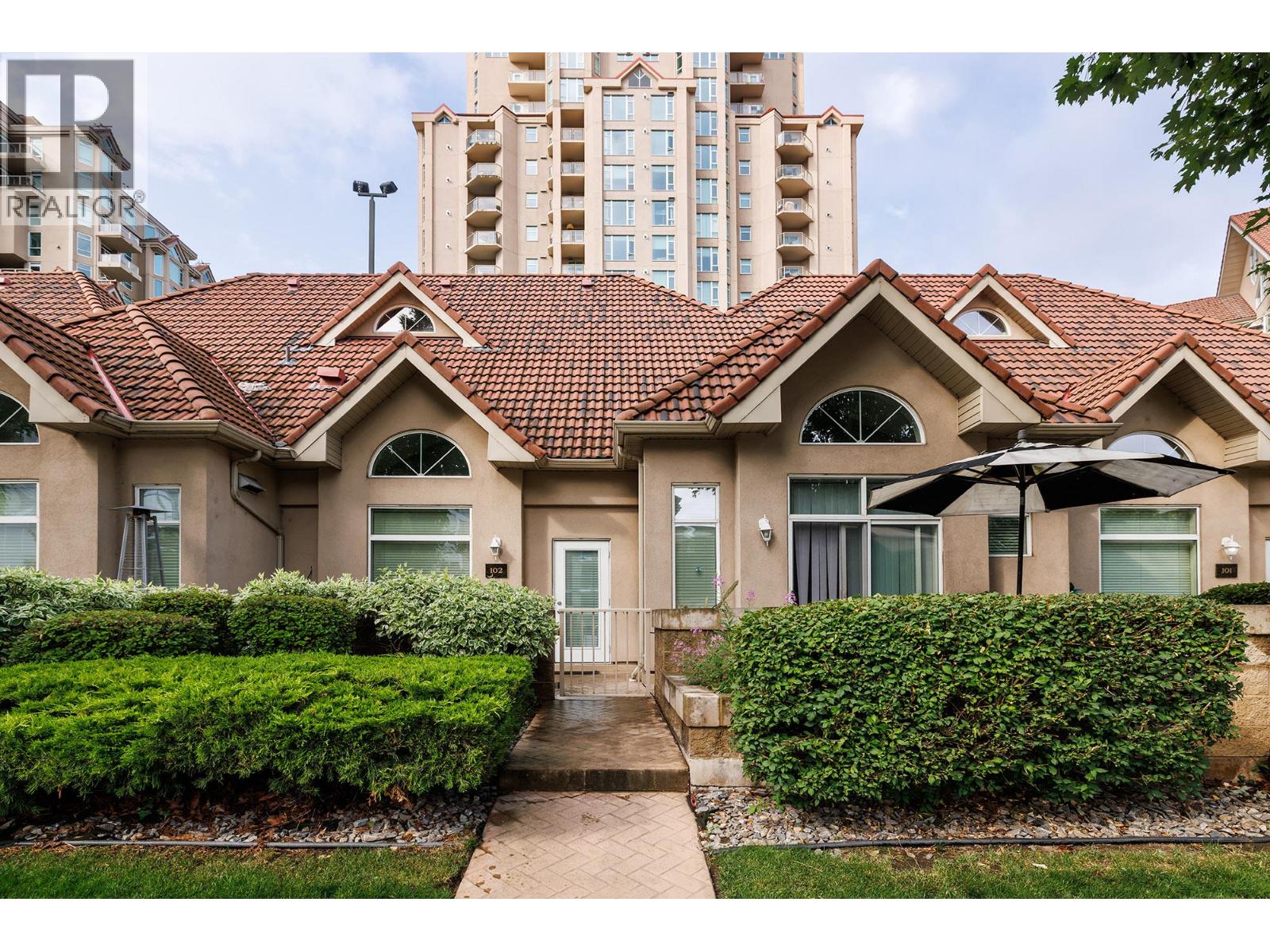 1128 Sunset Drive Unit# 102