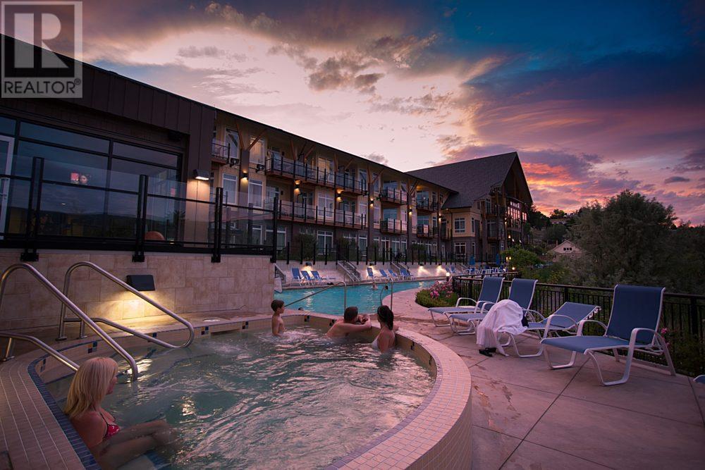 13011 LAKESHORE Drive S Unit# 115