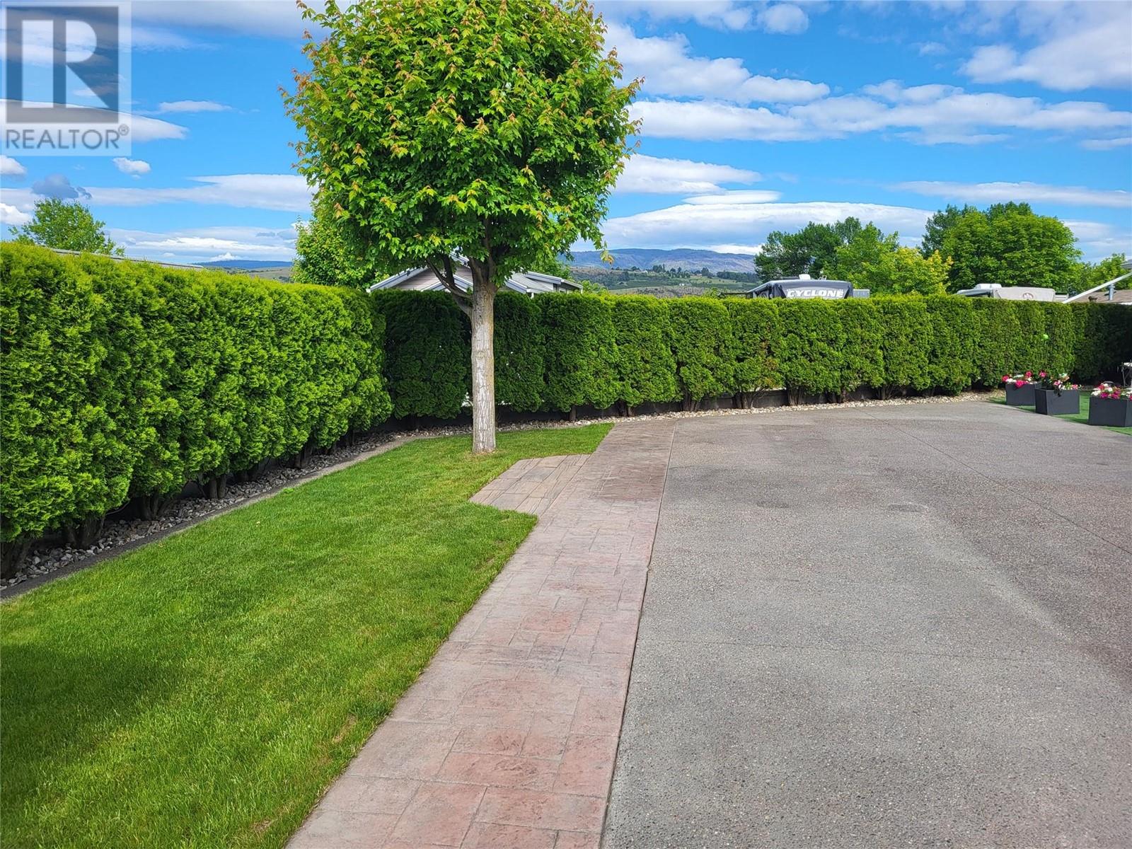 8000 Highland Road Unit# 113 Lot# 113