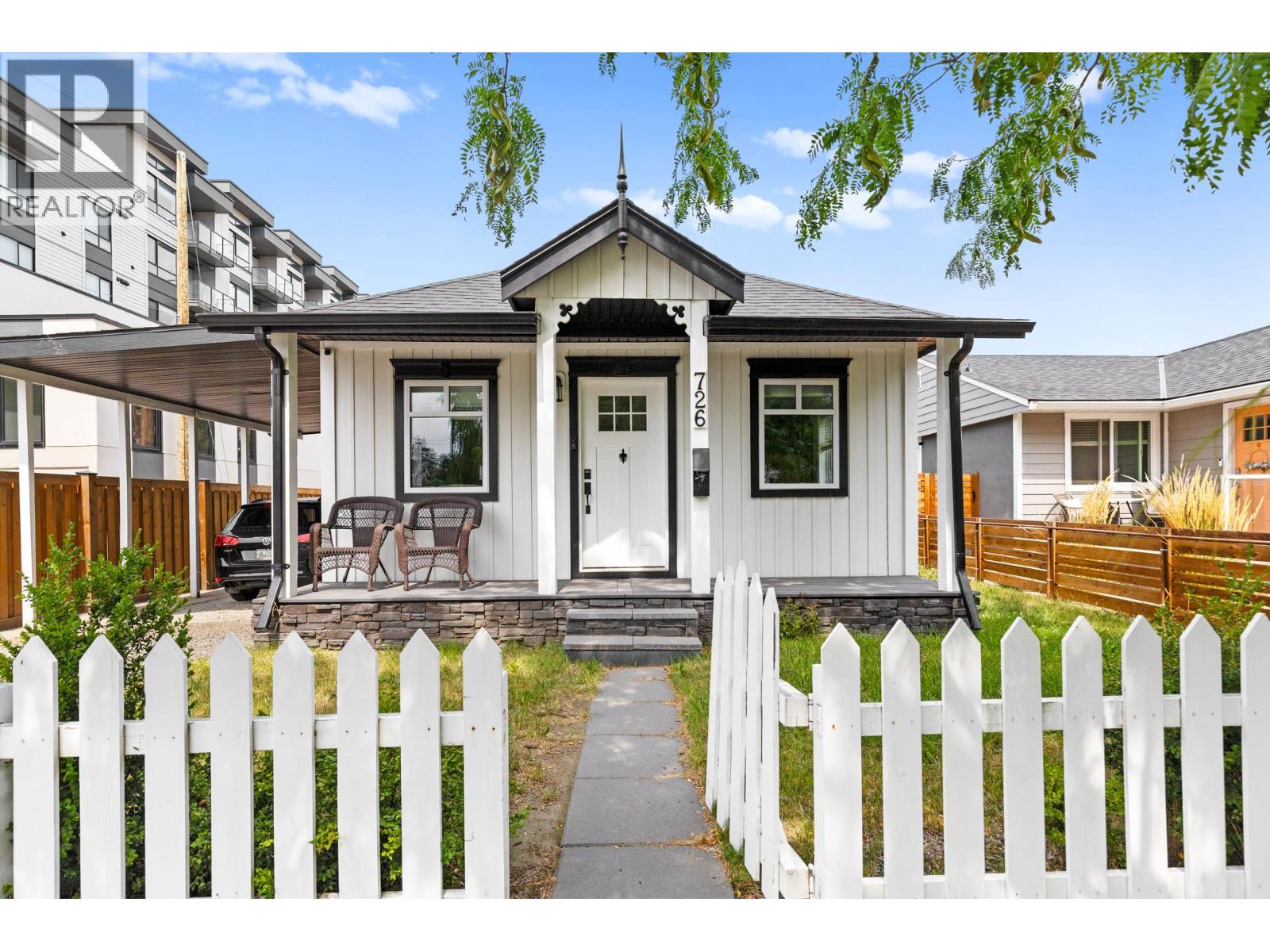 726 Coronation Avenue