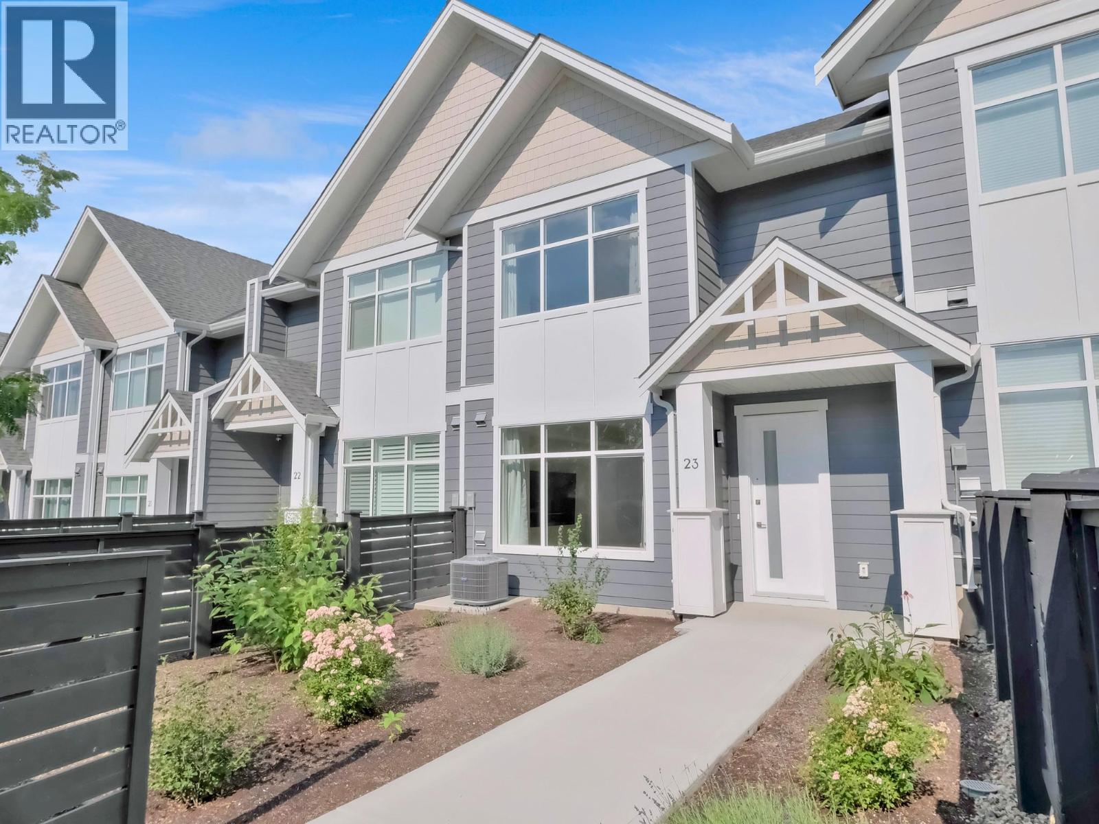 115 Wyndham Crescent Unit# 23