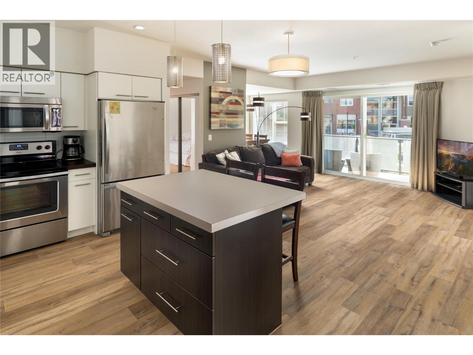 985 ACADEMY Way Unit# 208