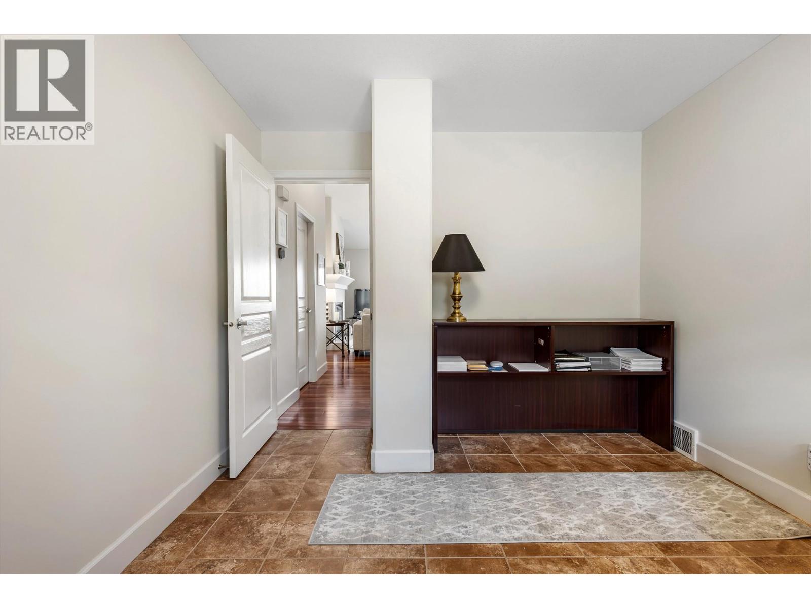 3492 Camelback Drive