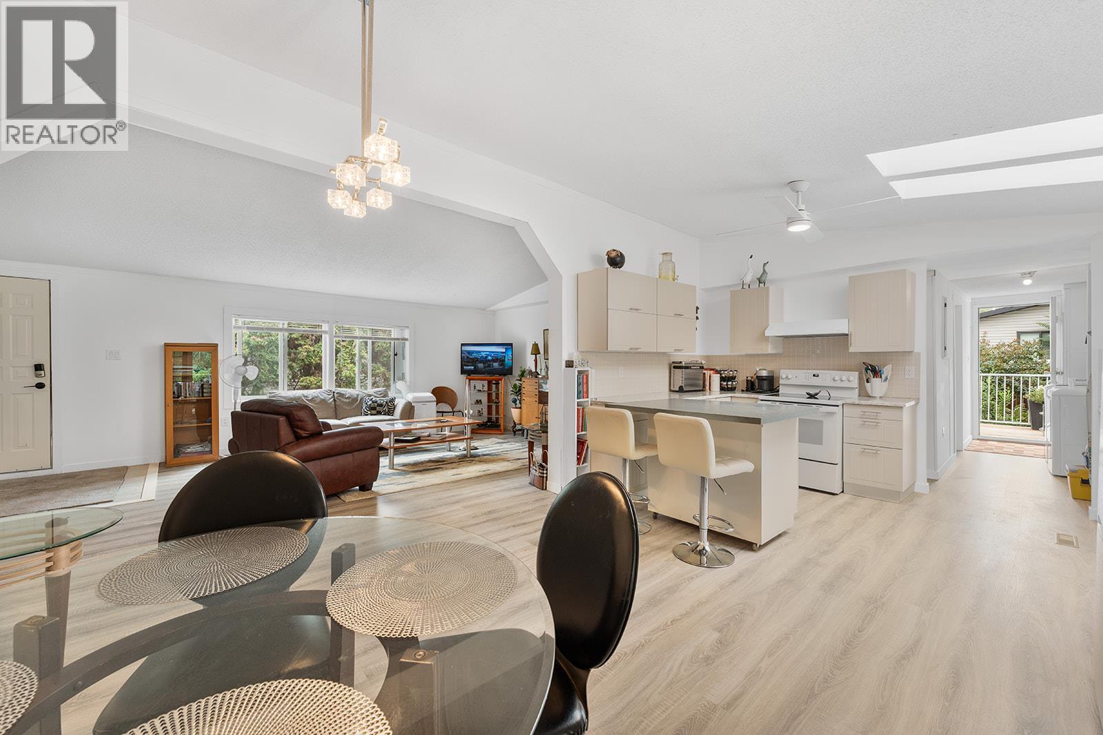 1881 Boucherie Road Unit# 45