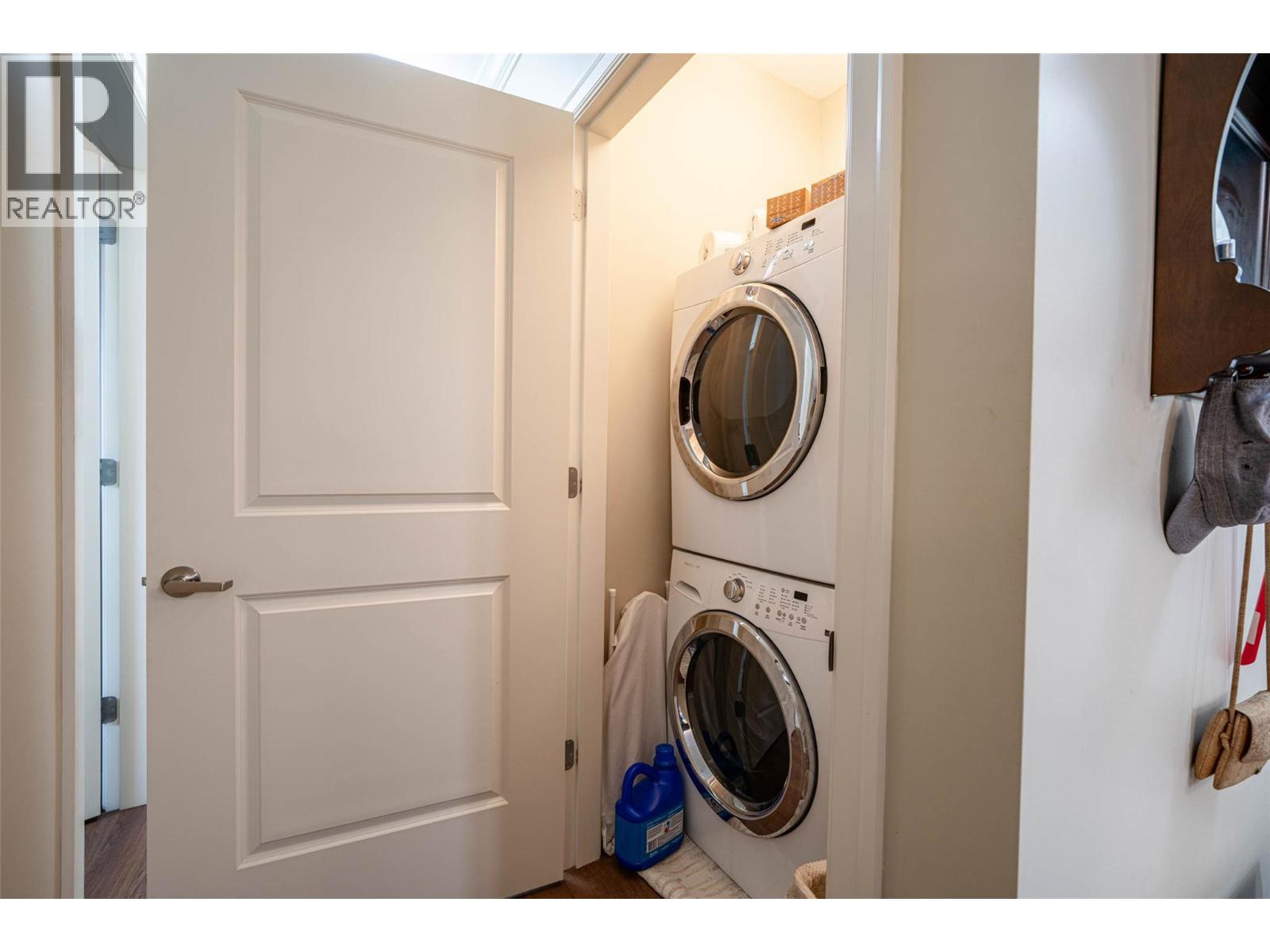 3010 35 Street Unit# 402