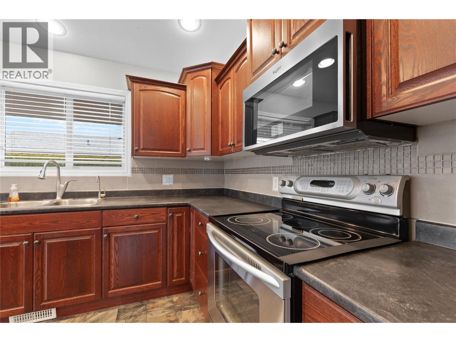 9510 Hwy 97N Unit# 91