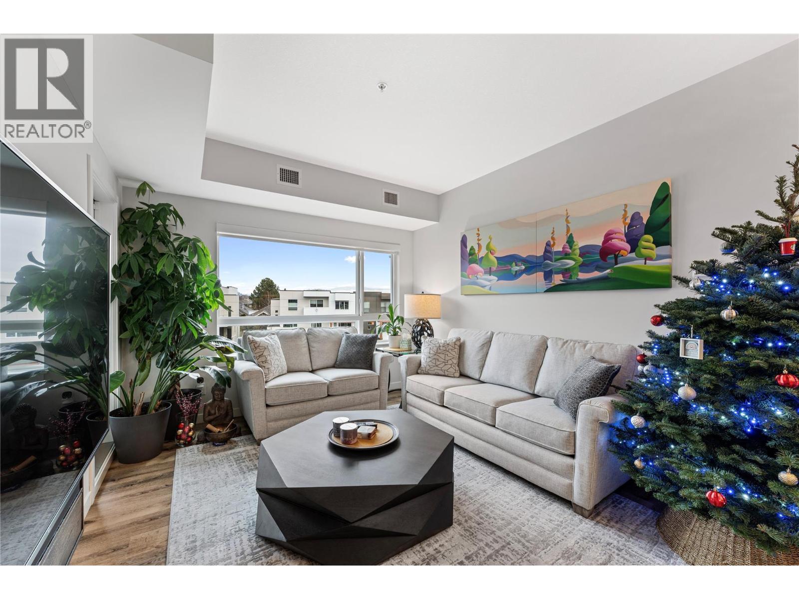 722 Valley Road Unit# 300