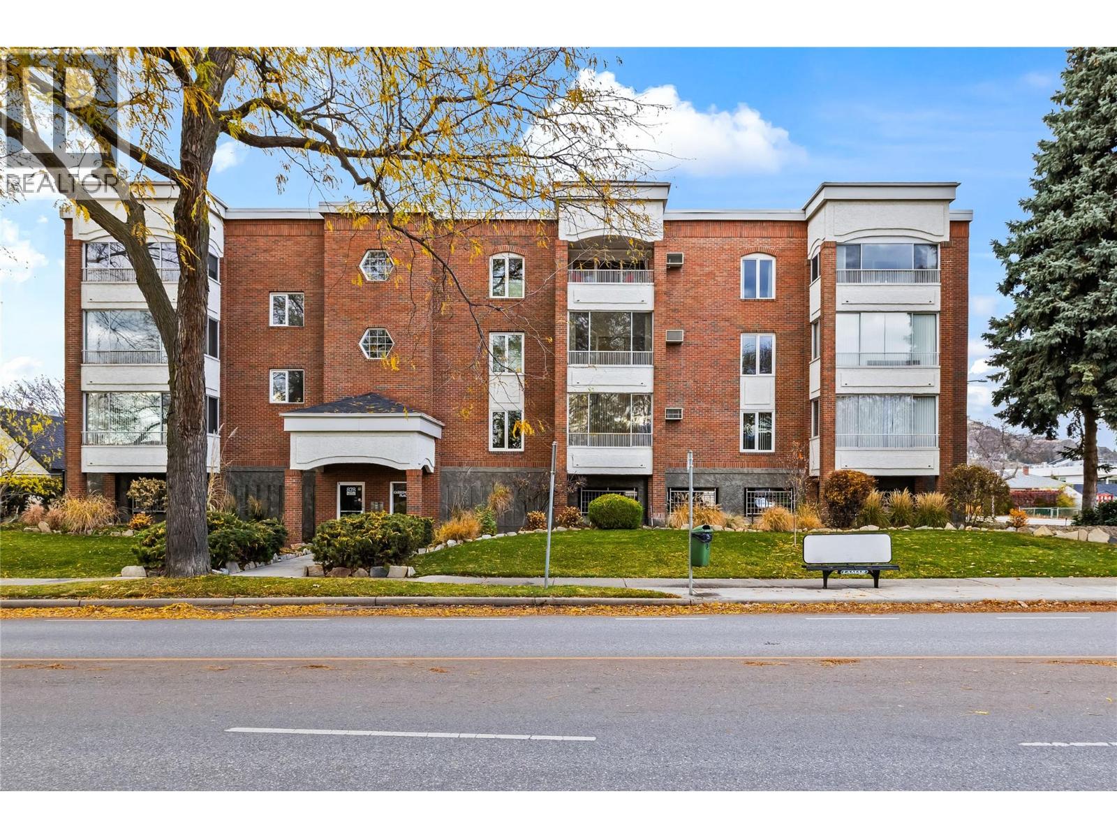 878 Bernard Avenue Unit# 304