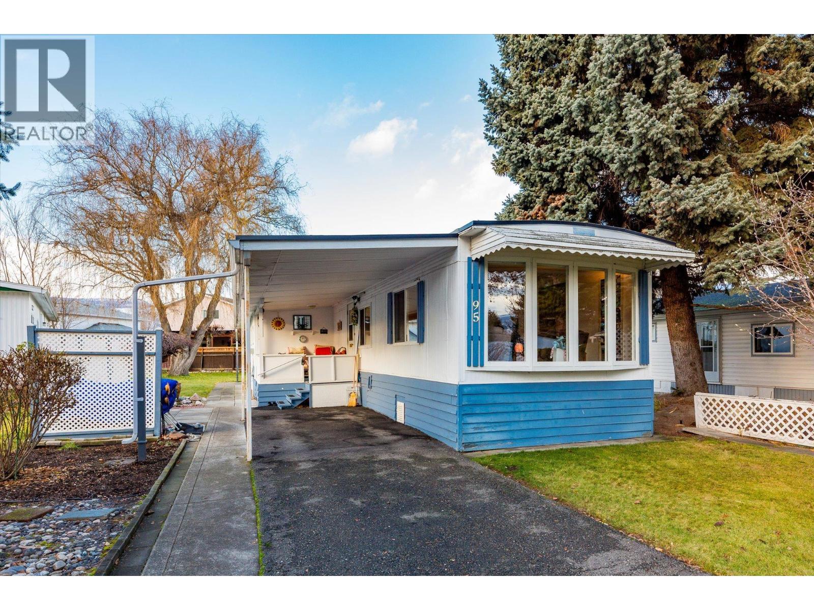 3535 Casorso Road Unit# 95