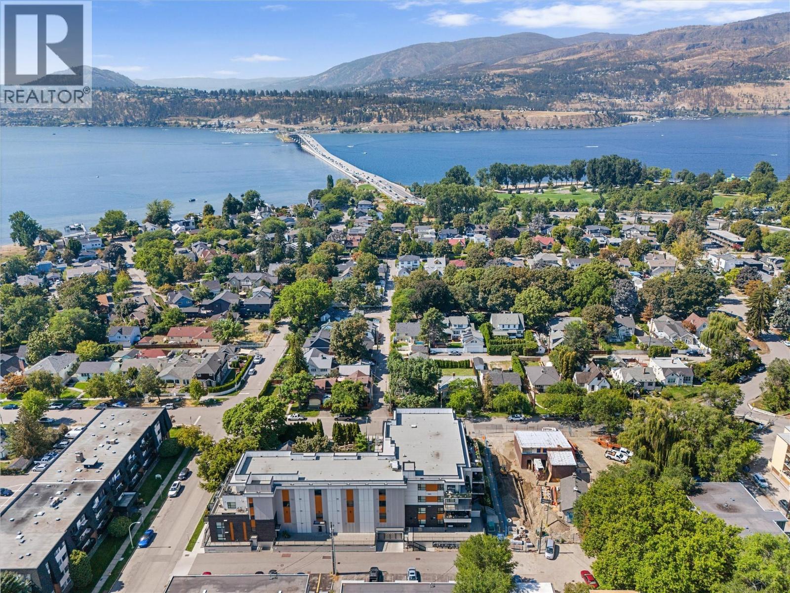 1883 Water Street Unit# 406