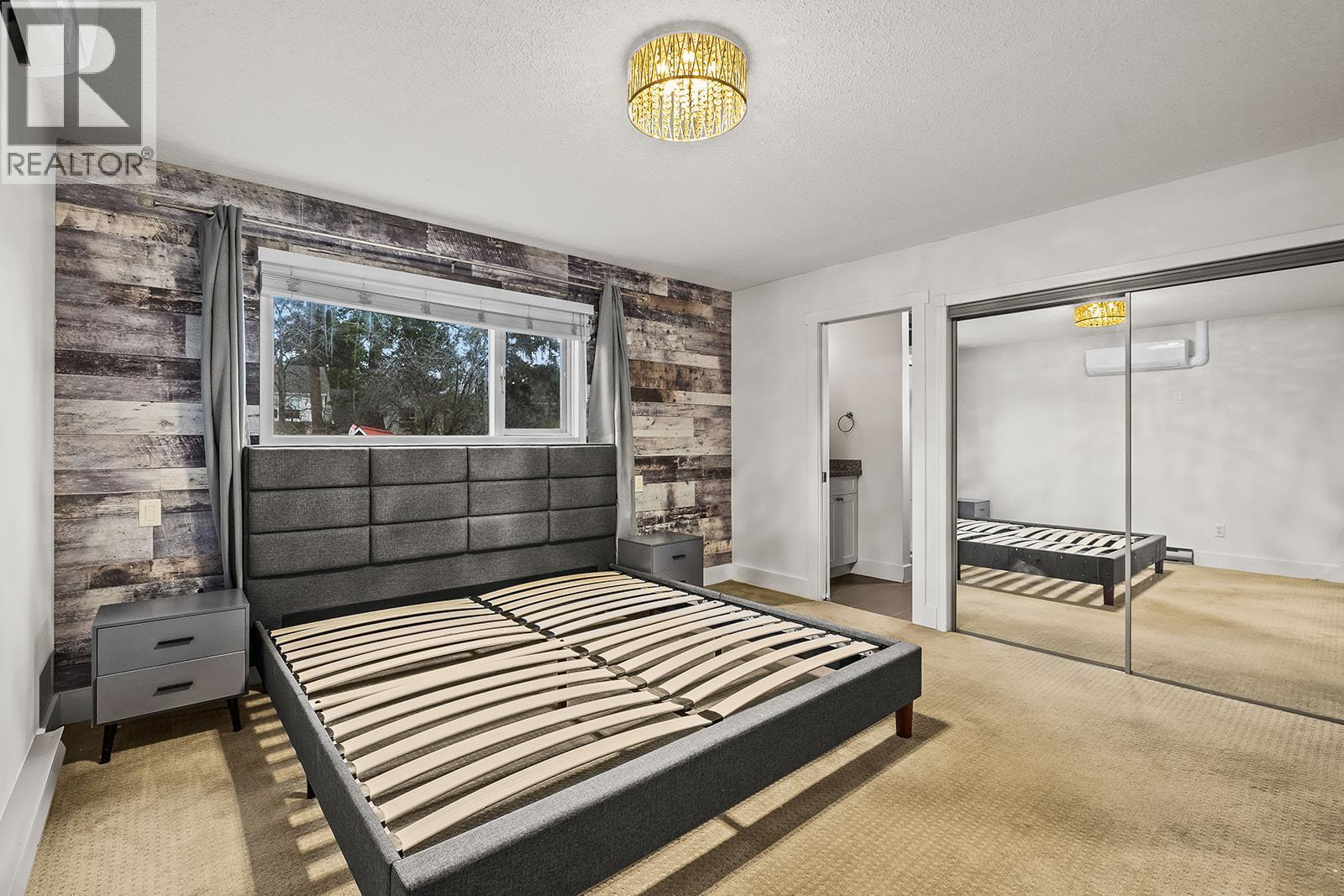 875 Coronado Crescent