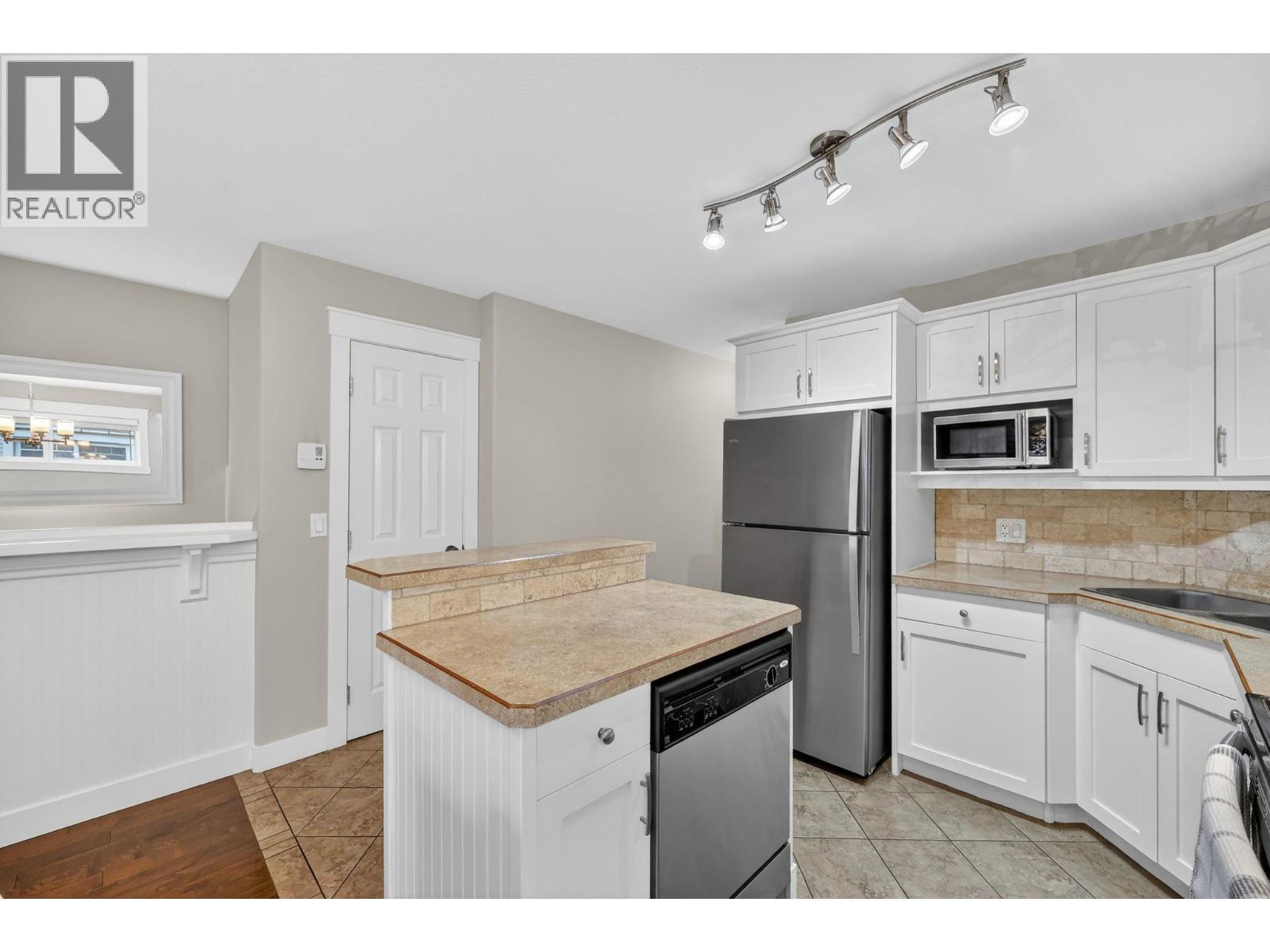 1390 Dilworth Crescent Unit# 109