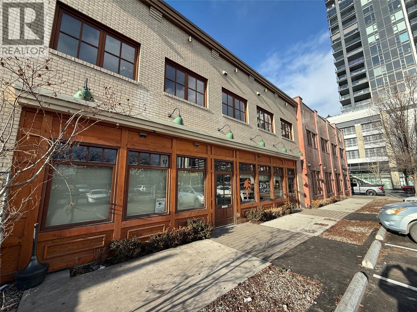 455 Lawrence Avenue Unit# 101/102