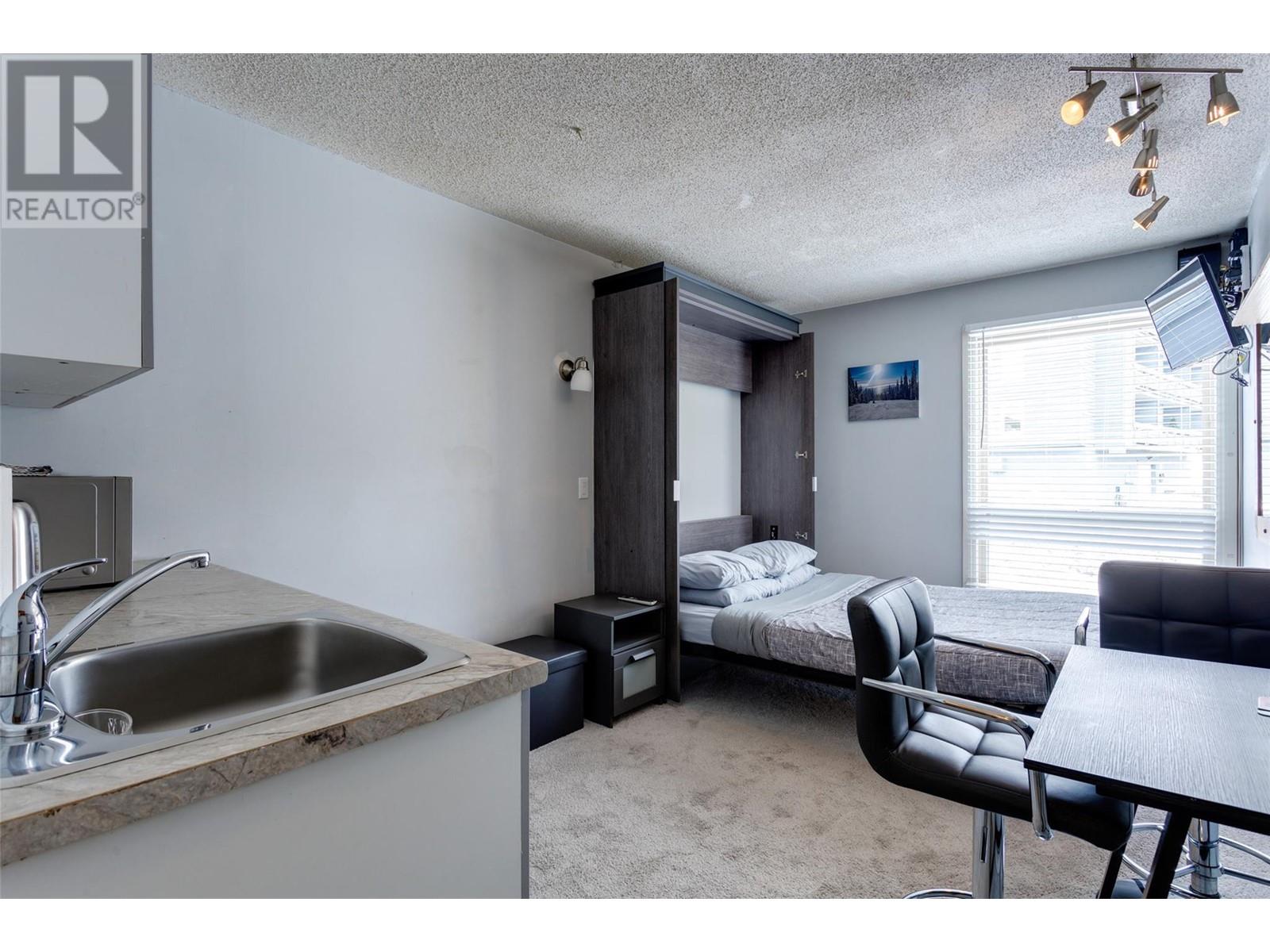 5375 Big White Road Unit# 230