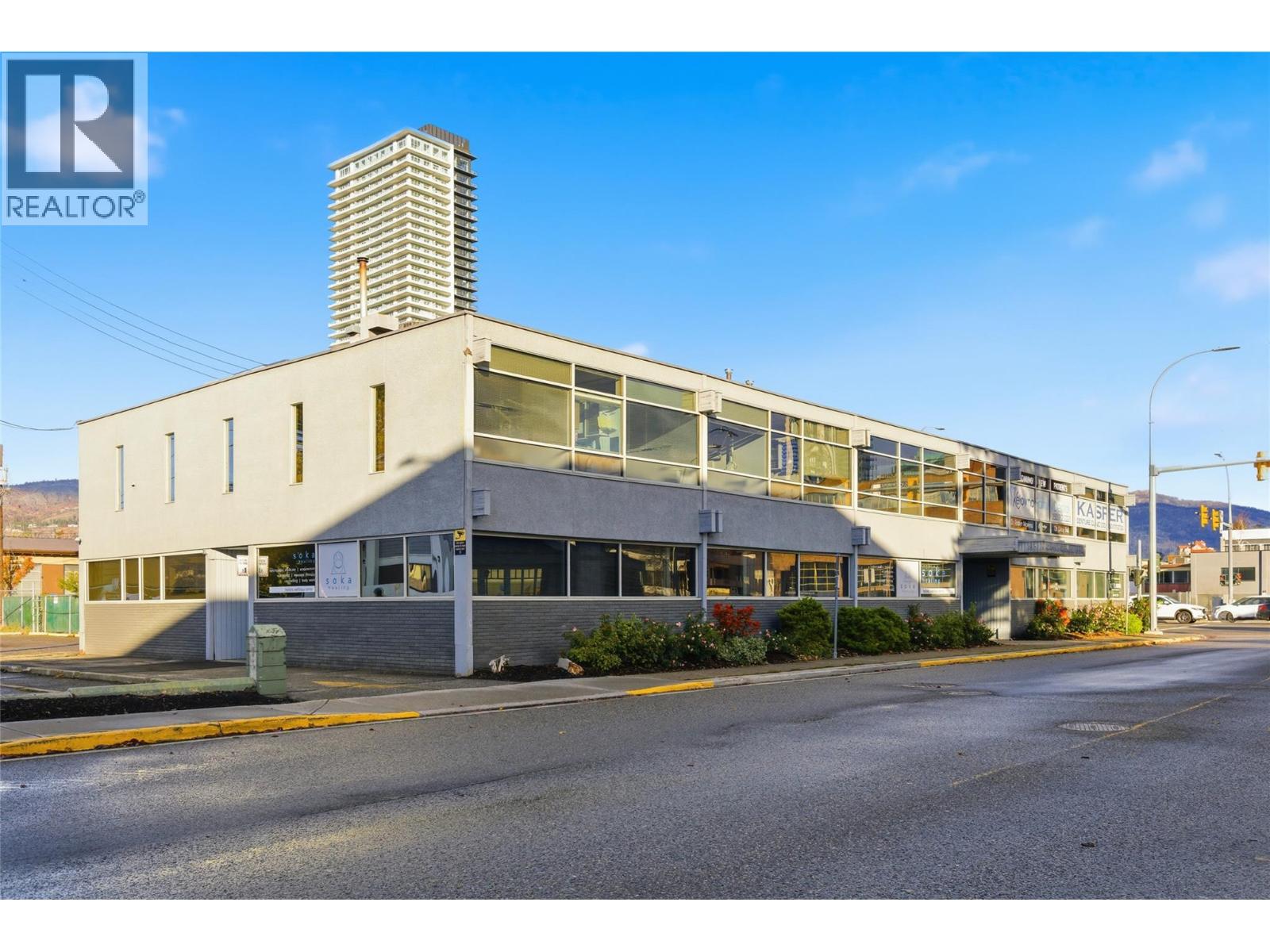 1710 Ellis Street Unit# 18/19