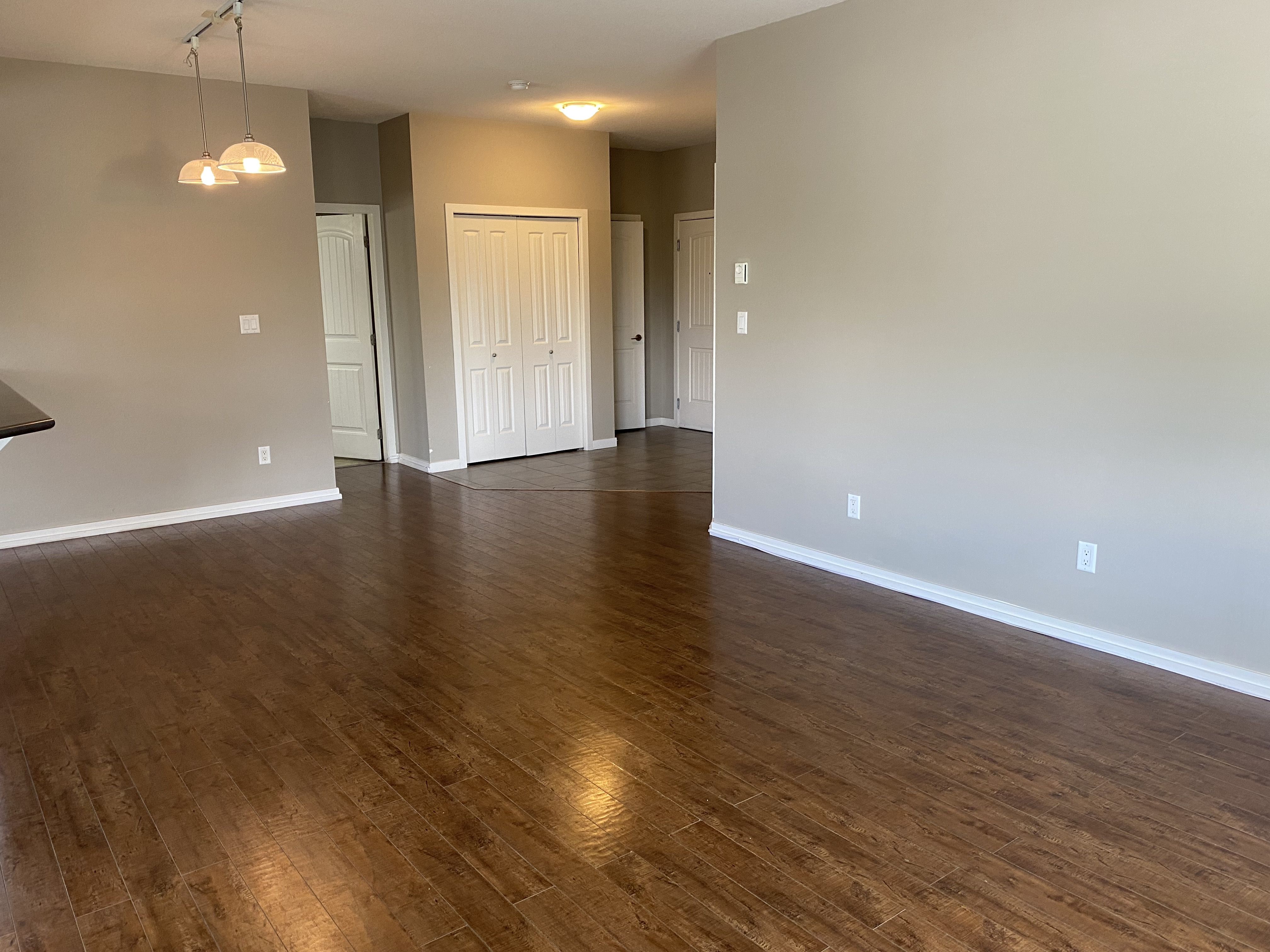 Corner Unit on Mills Road!