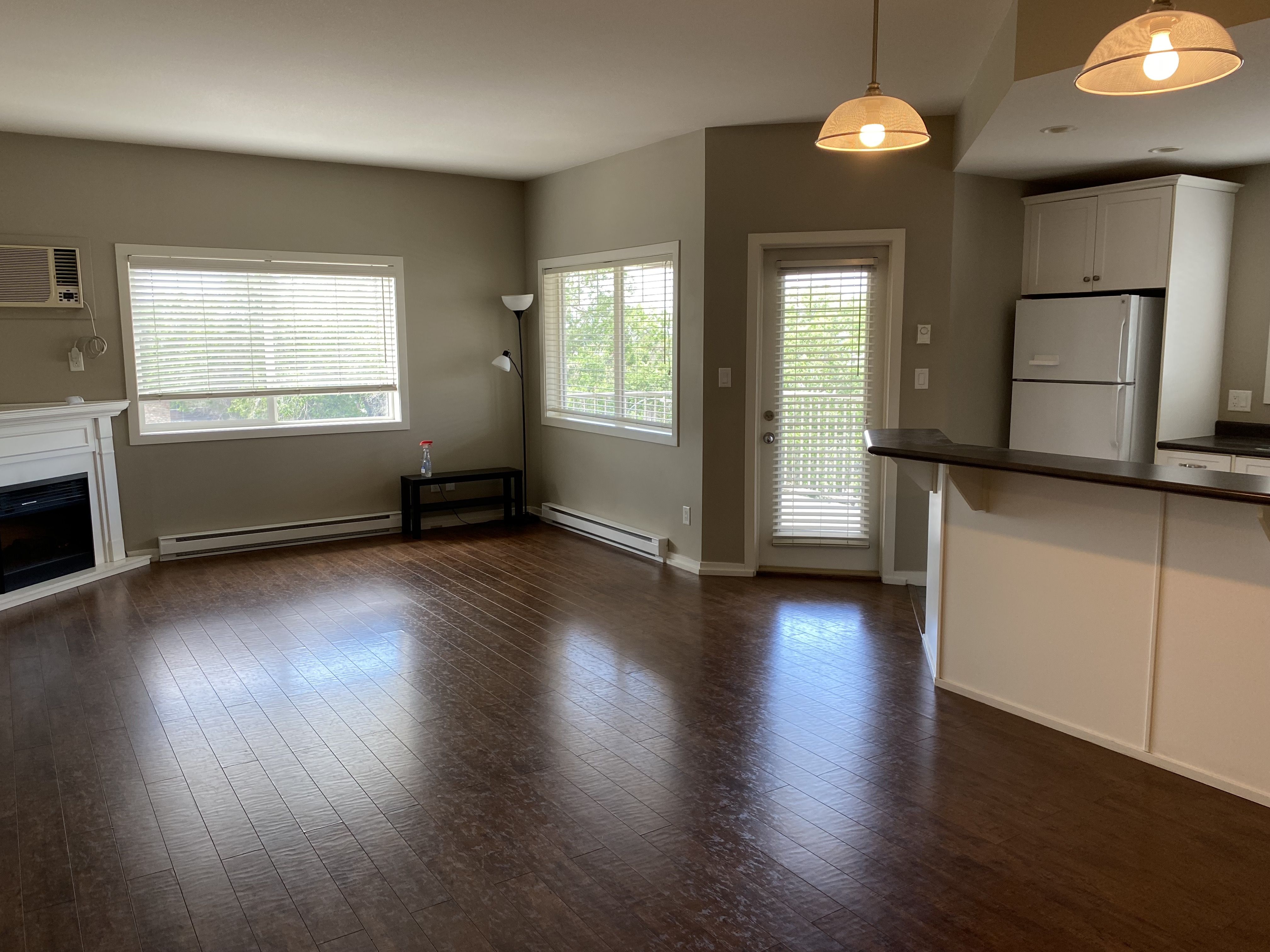 Corner Unit on Mills Road!