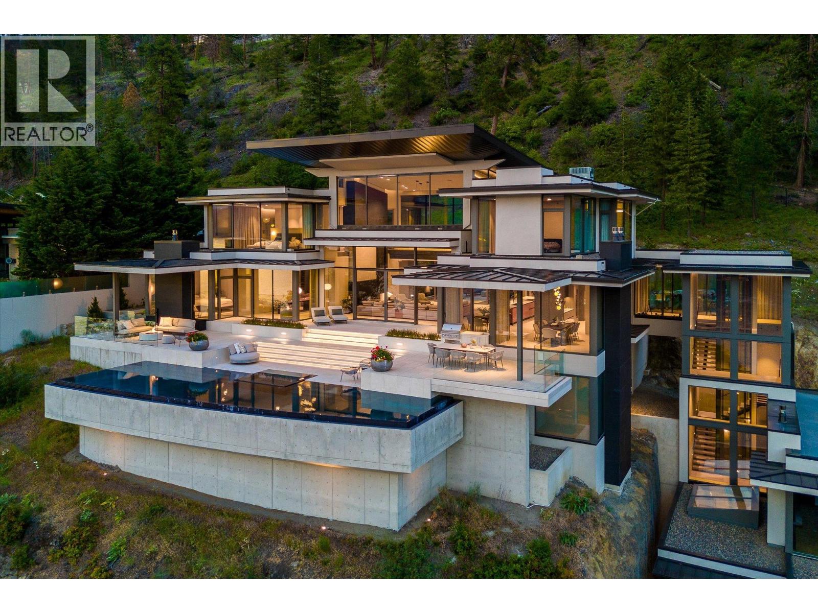 180 Sheerwater Court Unit# 20