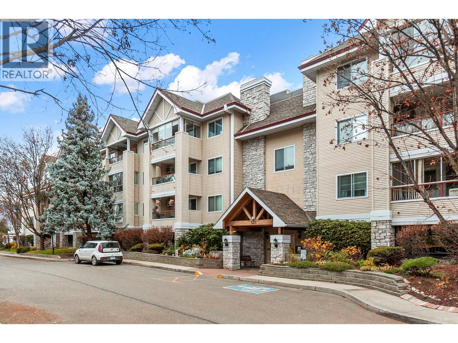 940 Glenwood Avenue Unit# 302