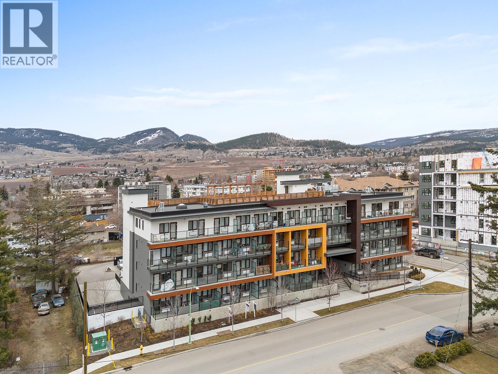 345 Dougall Road N Unit# 327