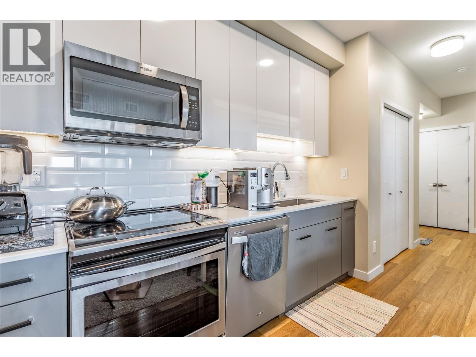 722 Valley Road Unit# 515