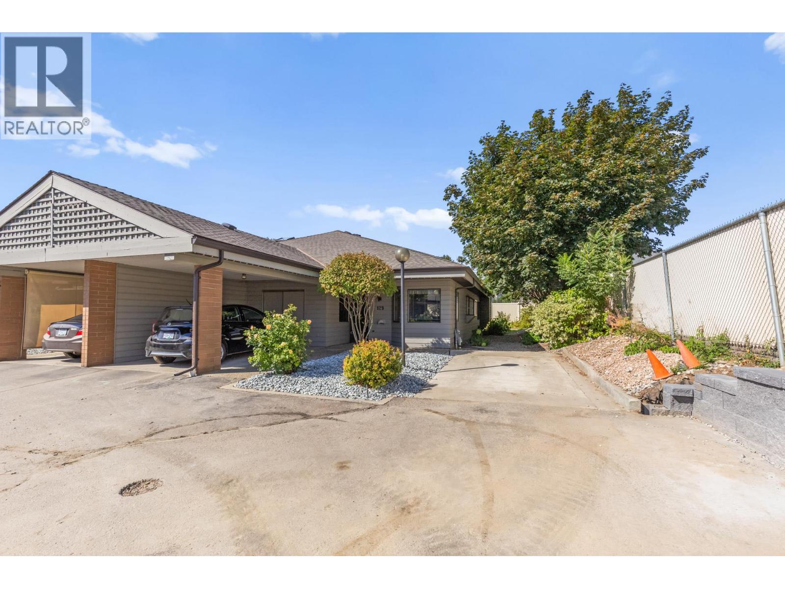 1765 Leckie Road Unit# 129