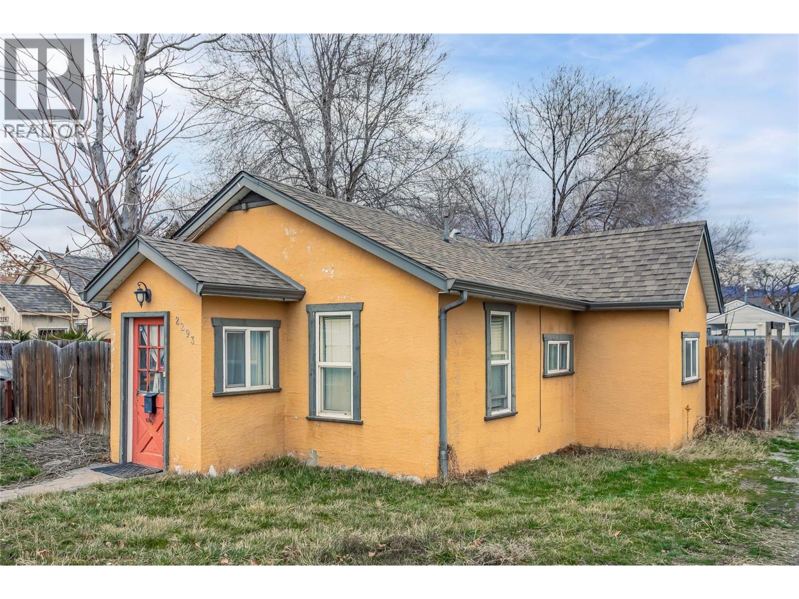 2293 Woodlawn Street